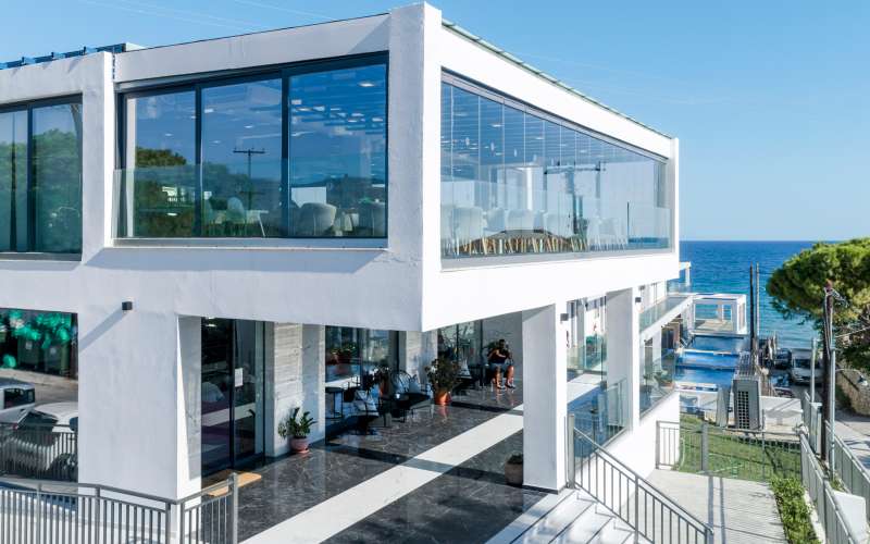 Cavo Orient Beach Hotel