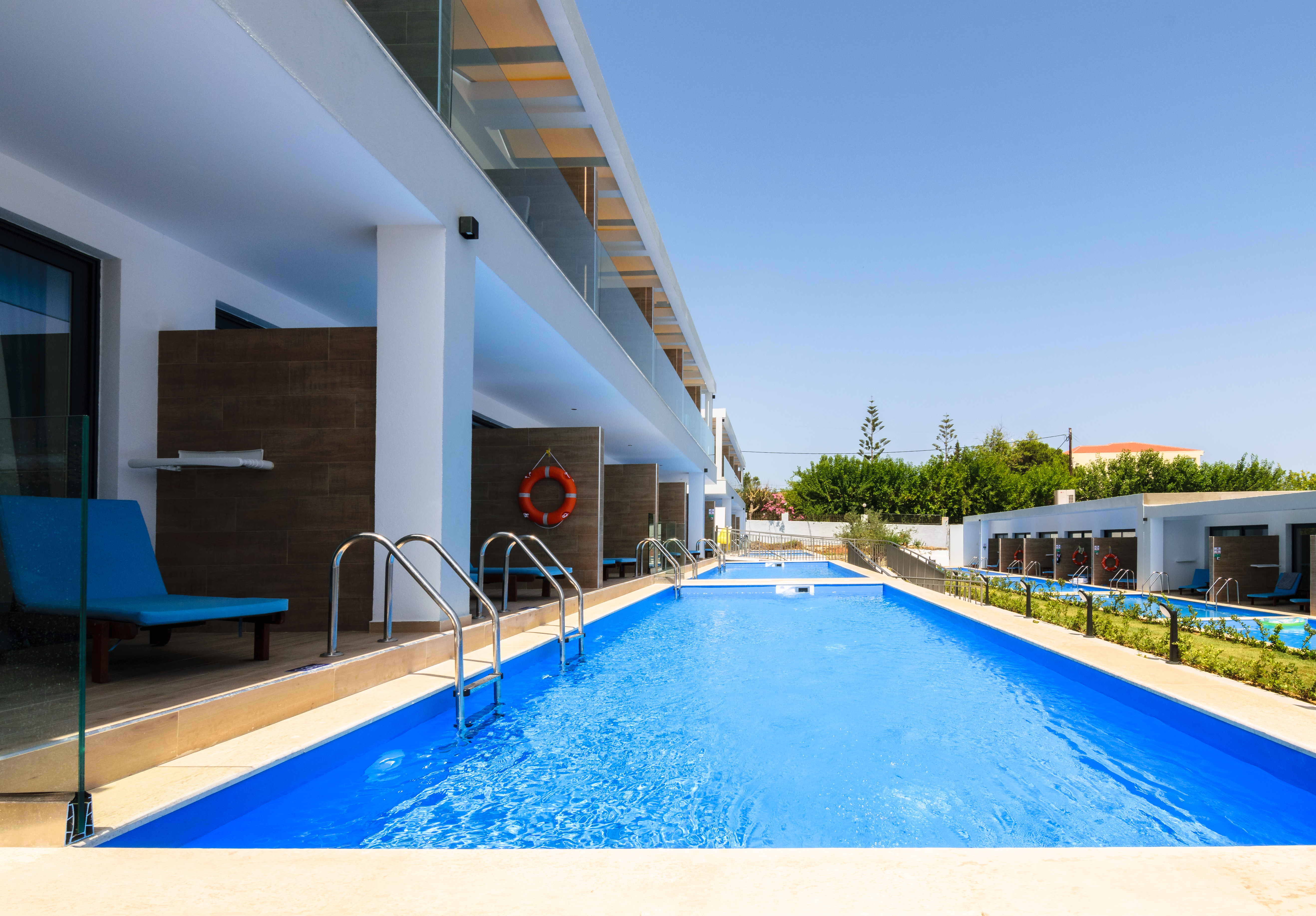 Cavo Orient Beach Hotel