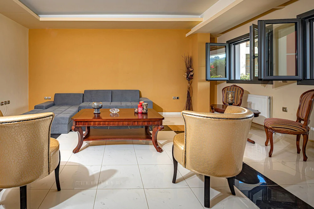 Coronis House