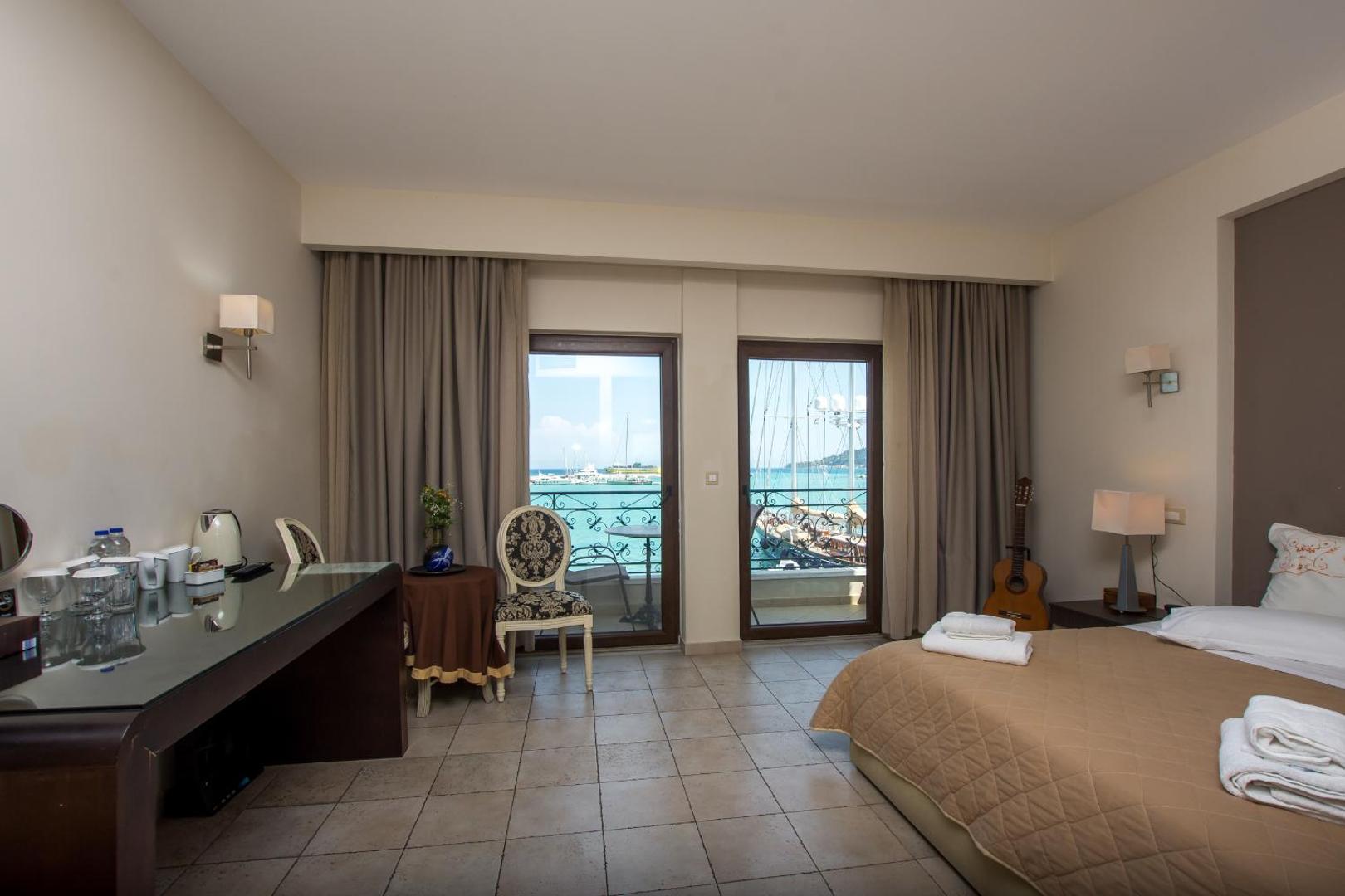 Dali Luxury Rooms