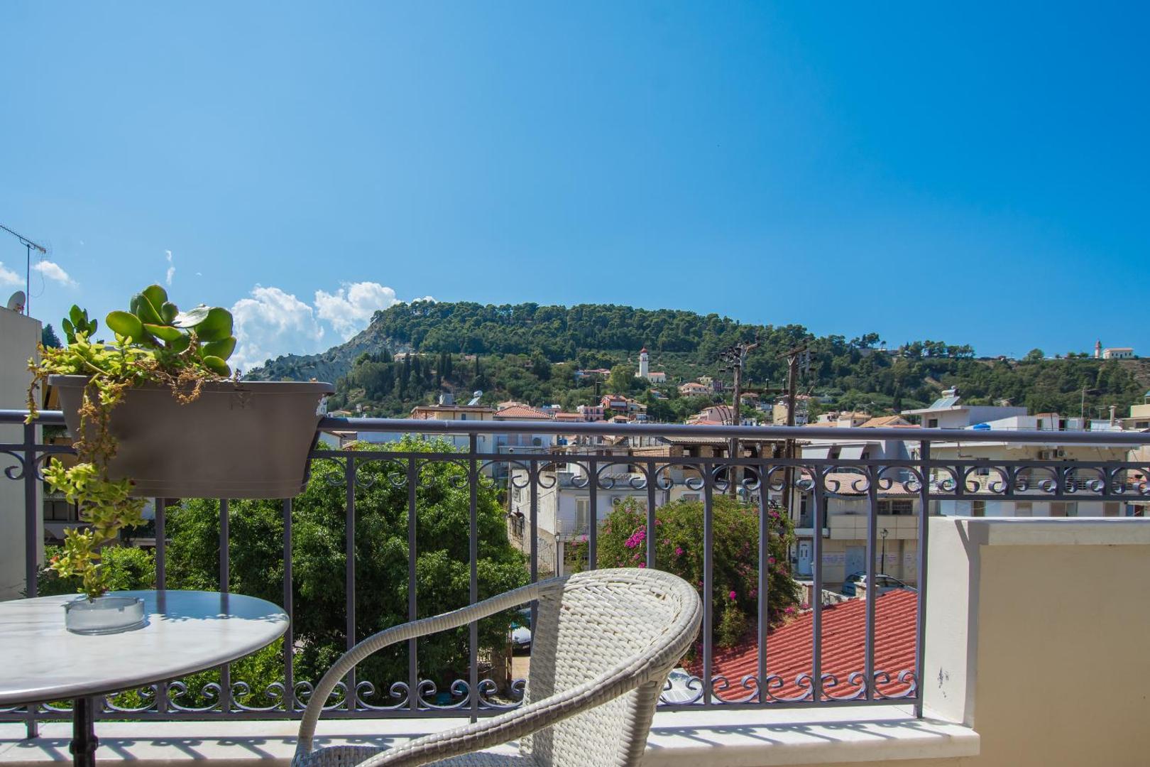 Dali Luxury Rooms