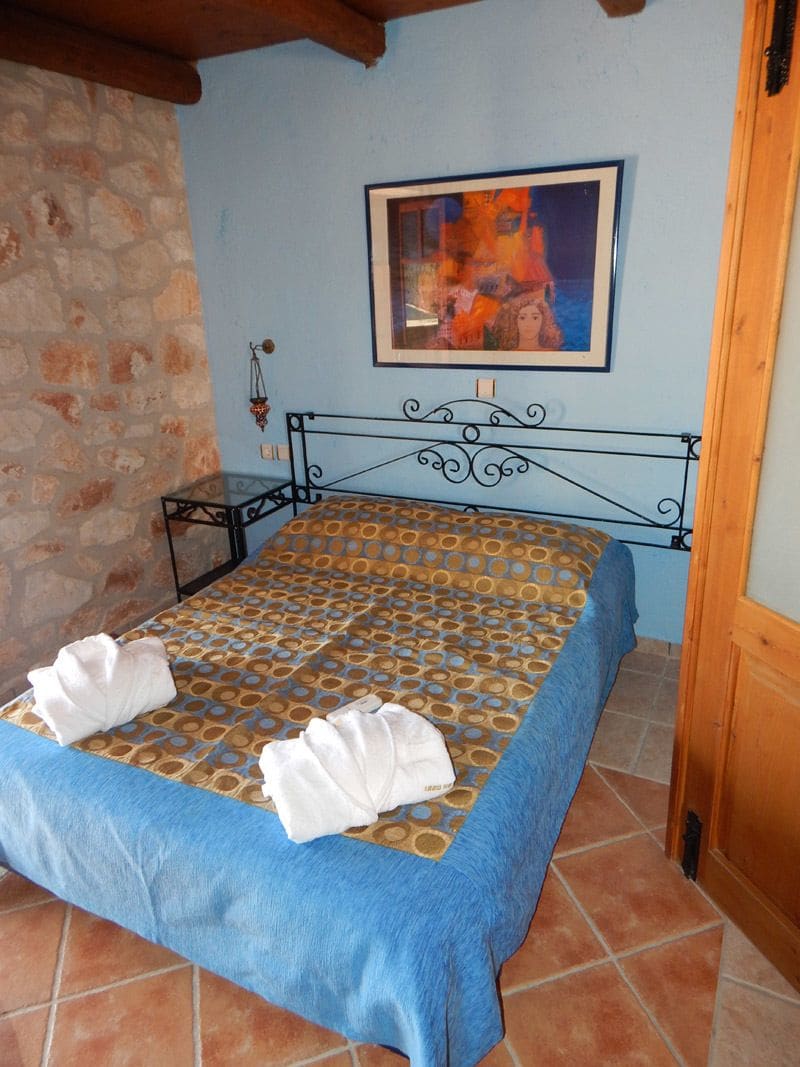 Diamond Suites