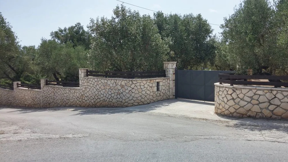 Dora apartments