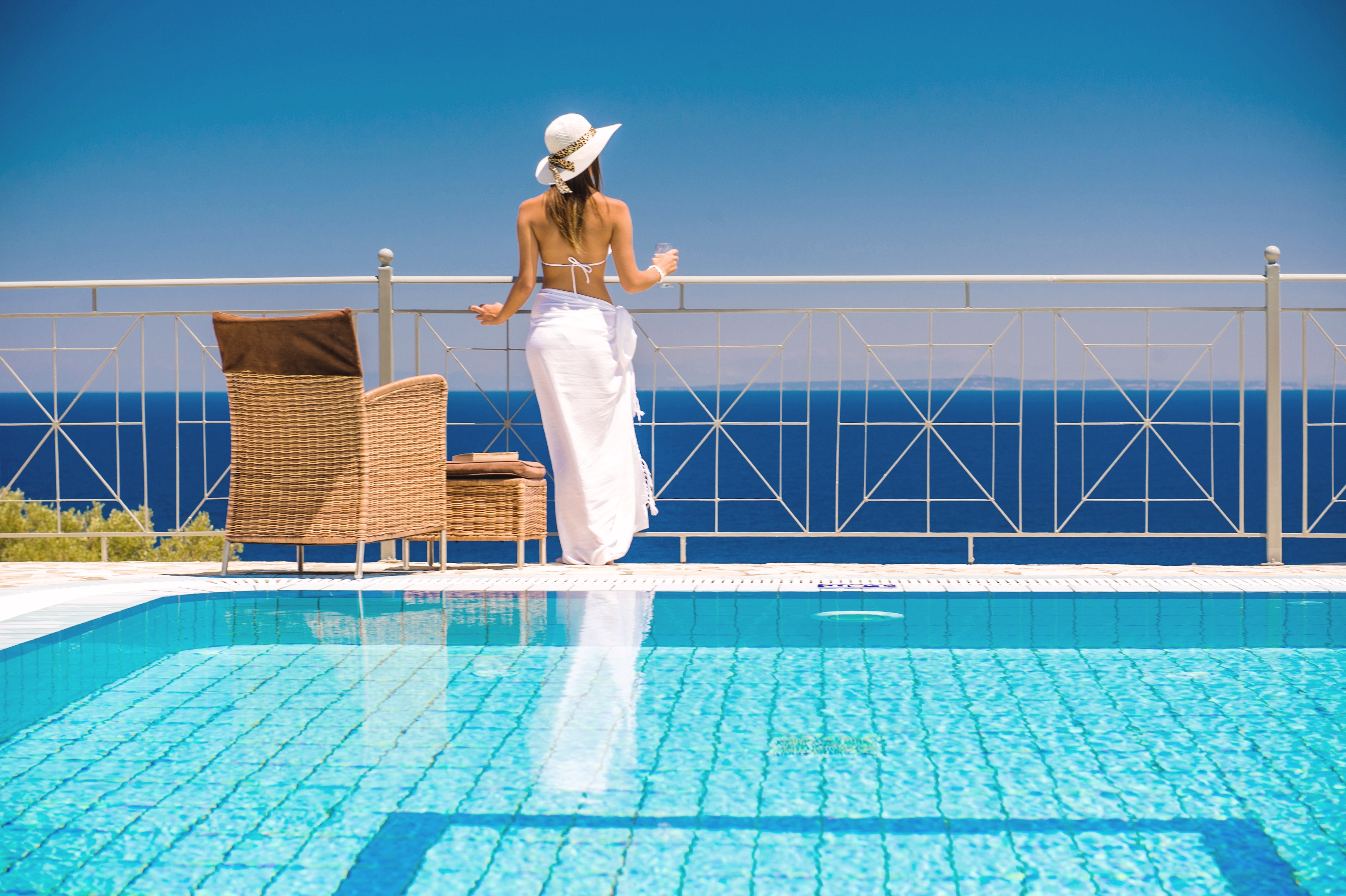 Emerald Villas & Suites