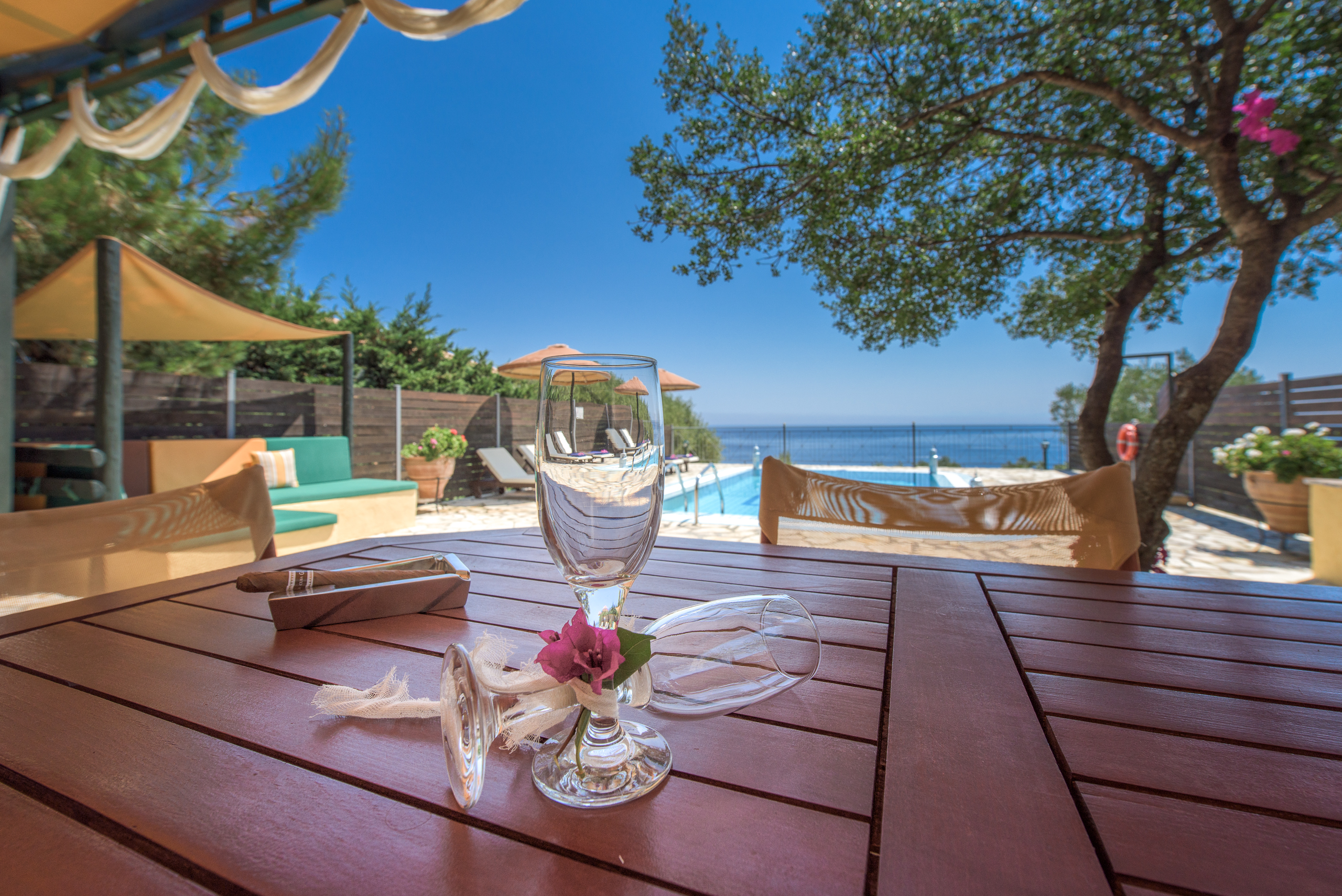 Emerald Villas & Suites