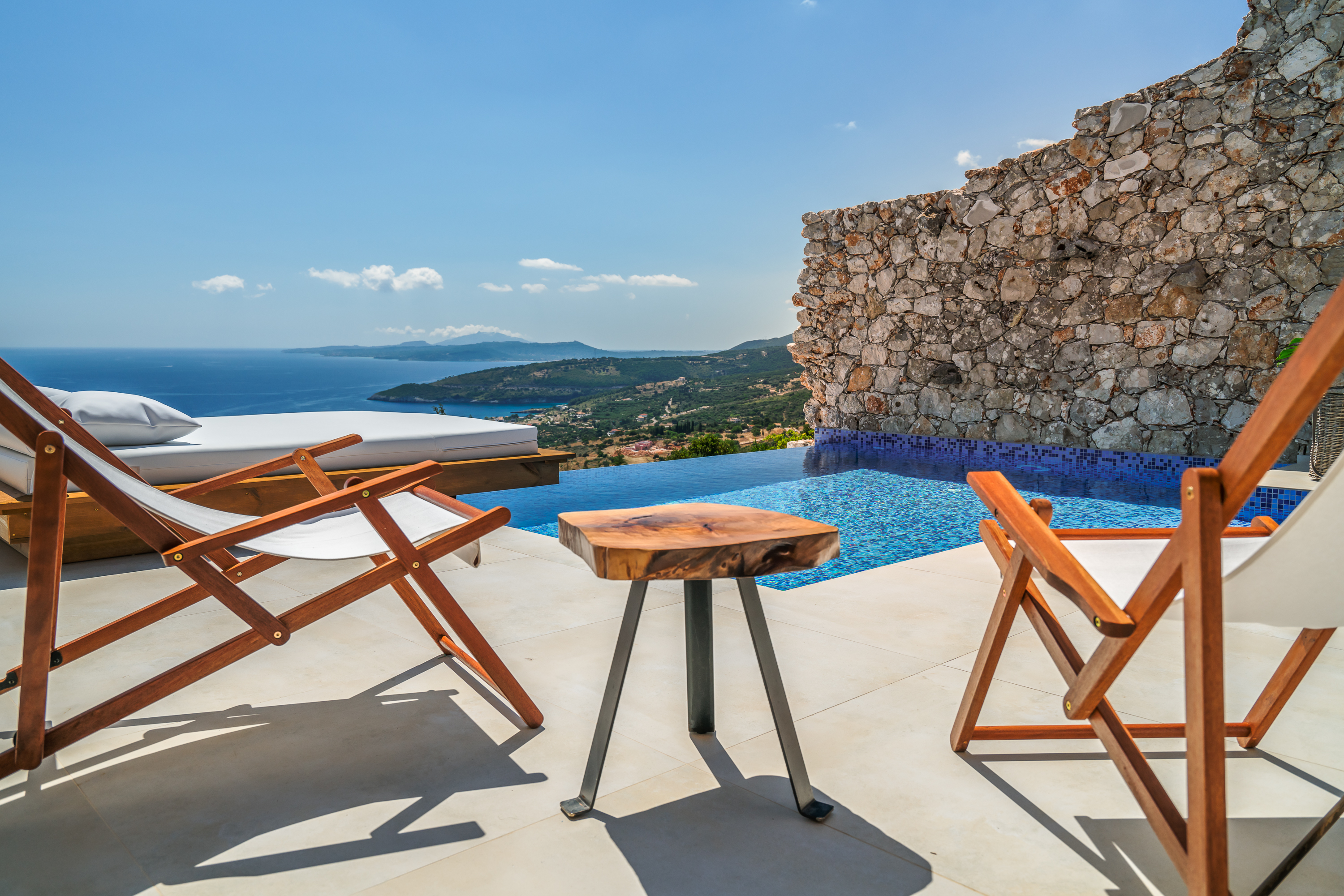 Emerald Villas & Suites