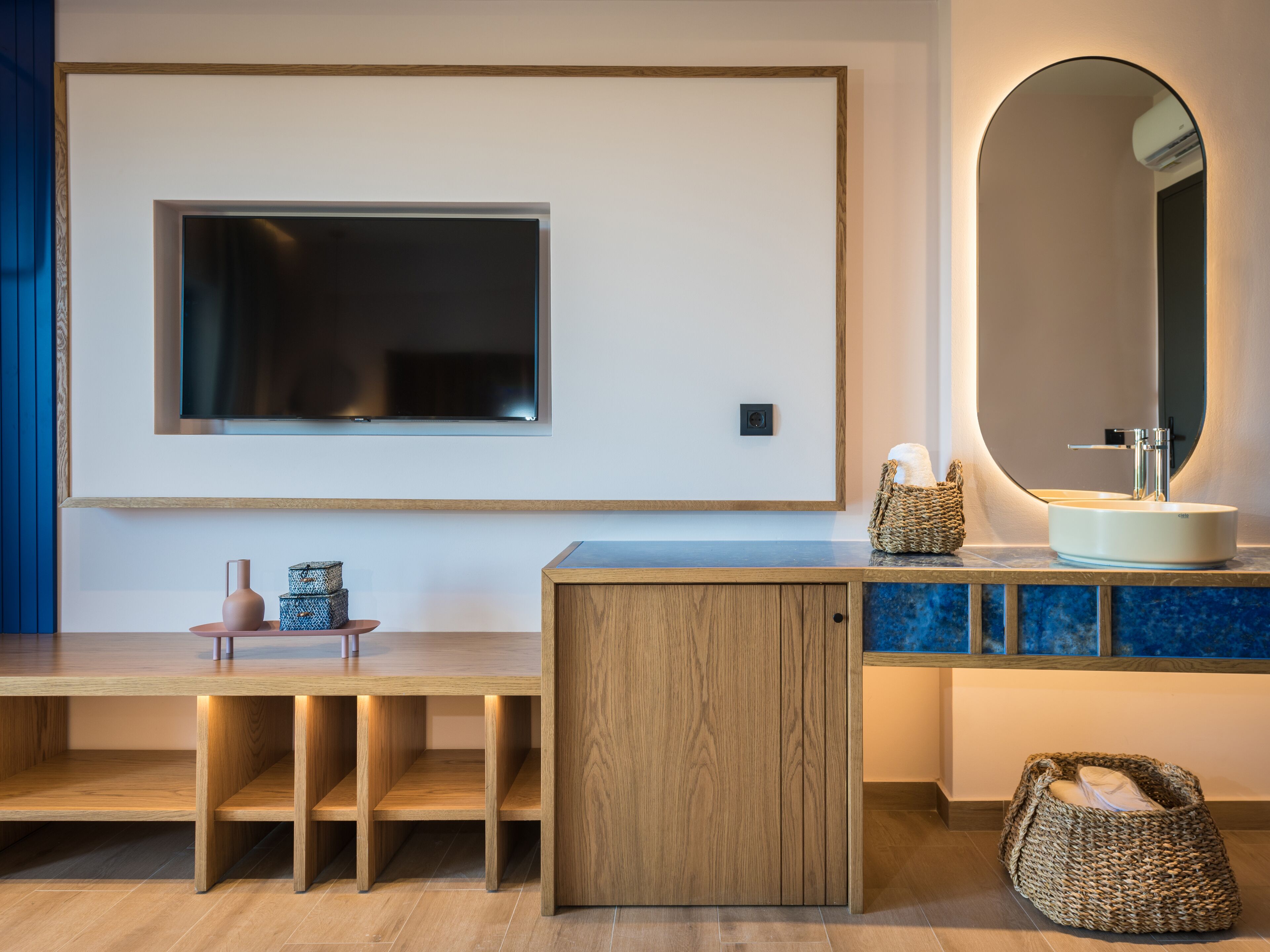 Isola Apartments Junior Suites