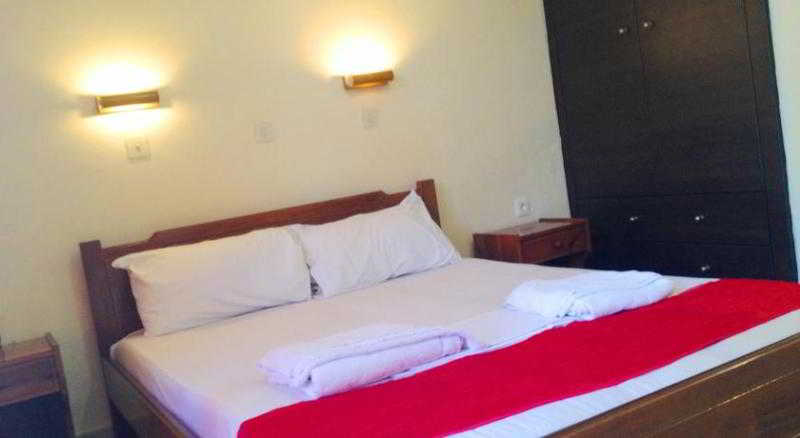 Lofos Strani Hotel