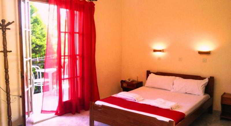 Lofos Strani Hotel
