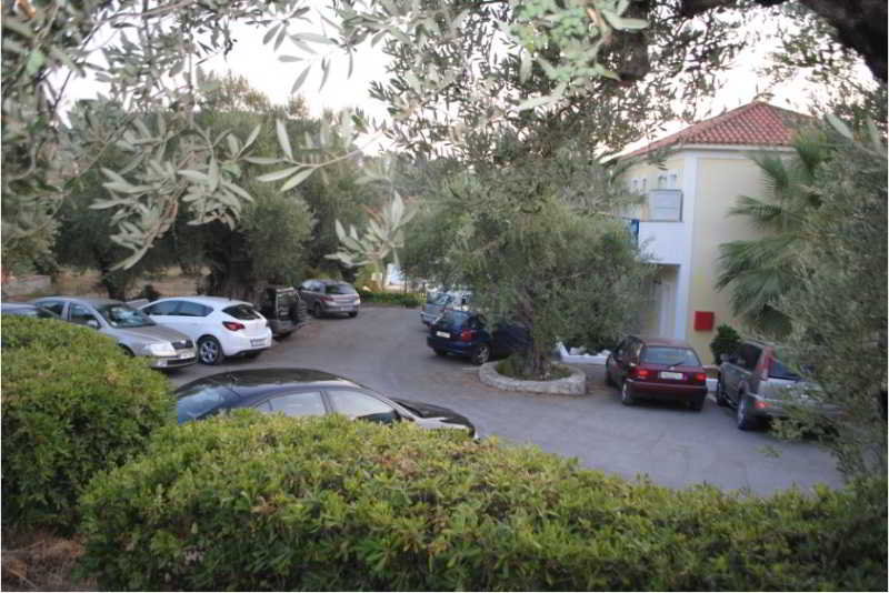 Lofos Strani Hotel