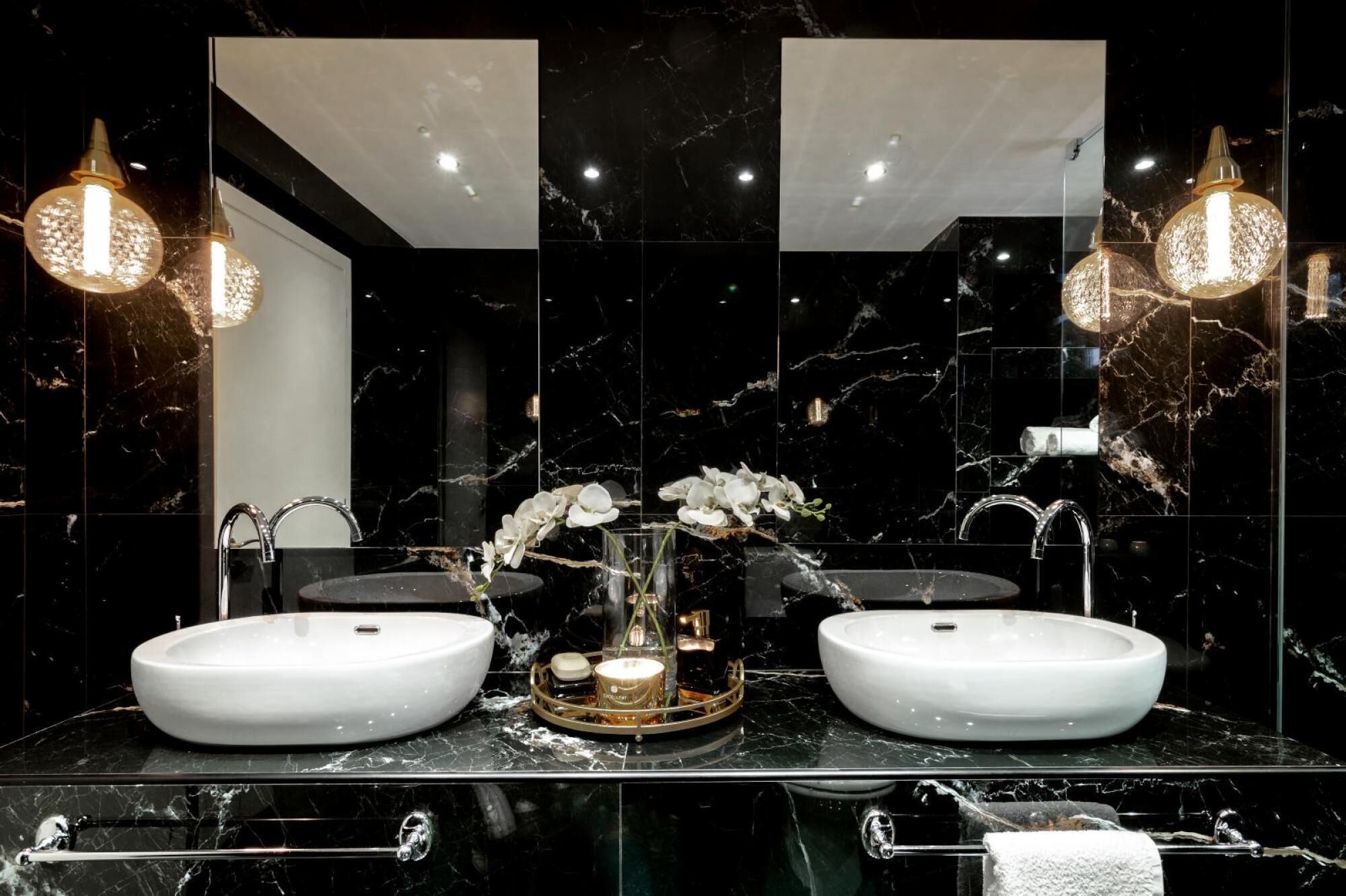 Maison Downtown Luxury Apartments