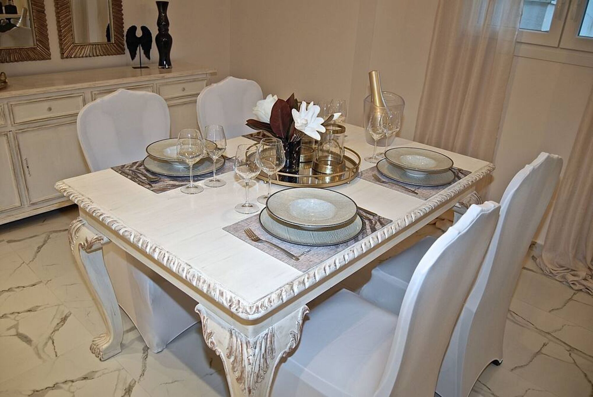 Maison Downtown Luxury Apartments