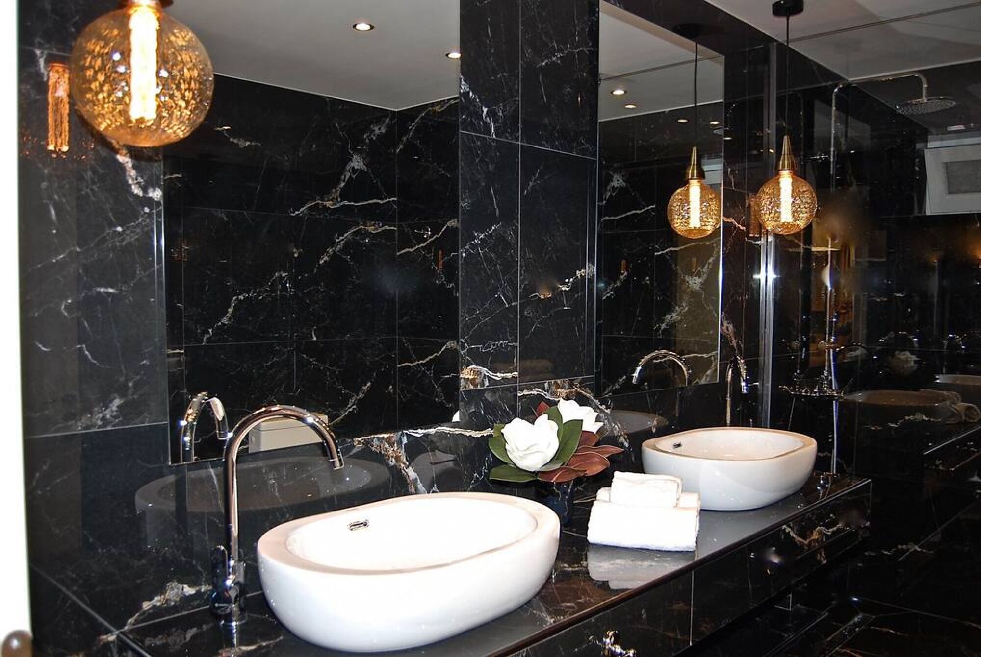 Maison Downtown Luxury Apartments