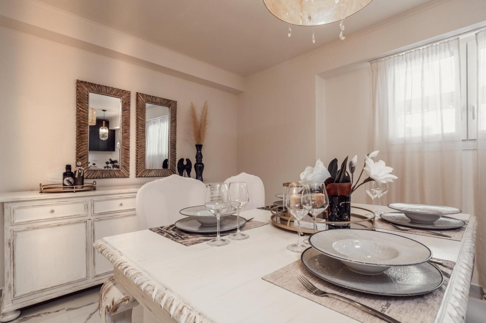Maison Downtown Luxury Apartments
