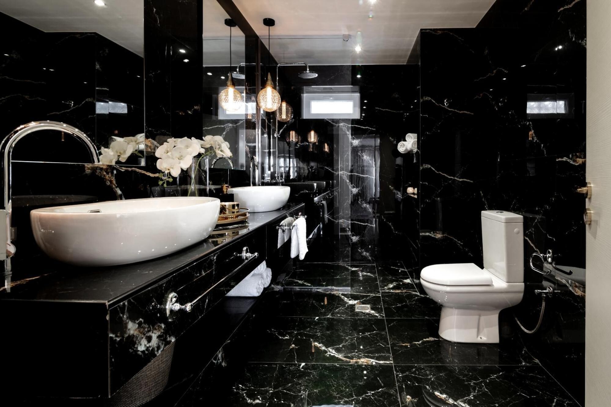 Maison Downtown Luxury Apartments