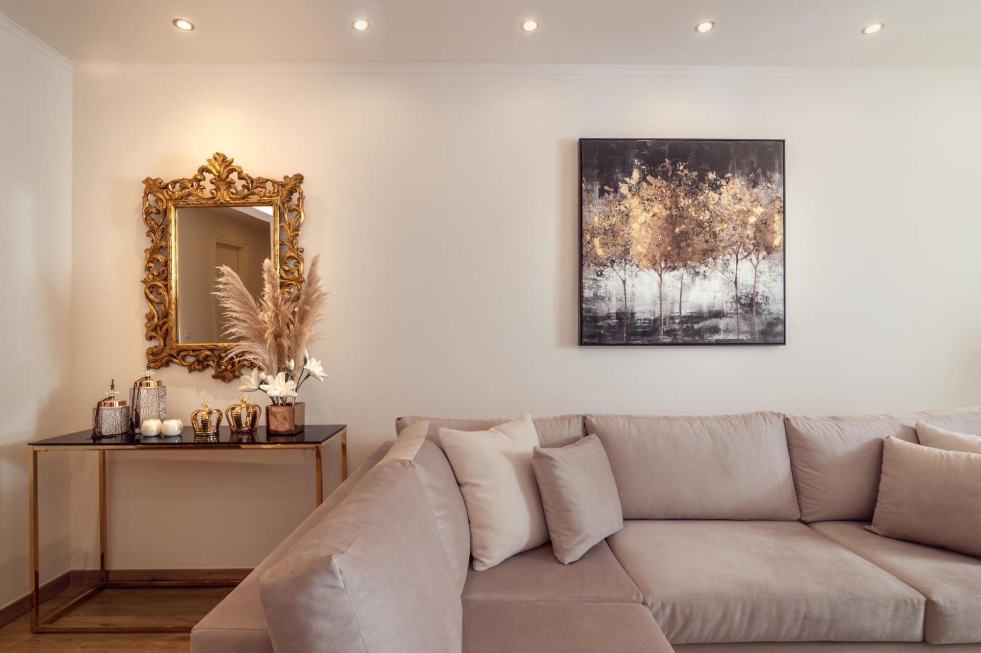 Maison Downtown Luxury Apartments