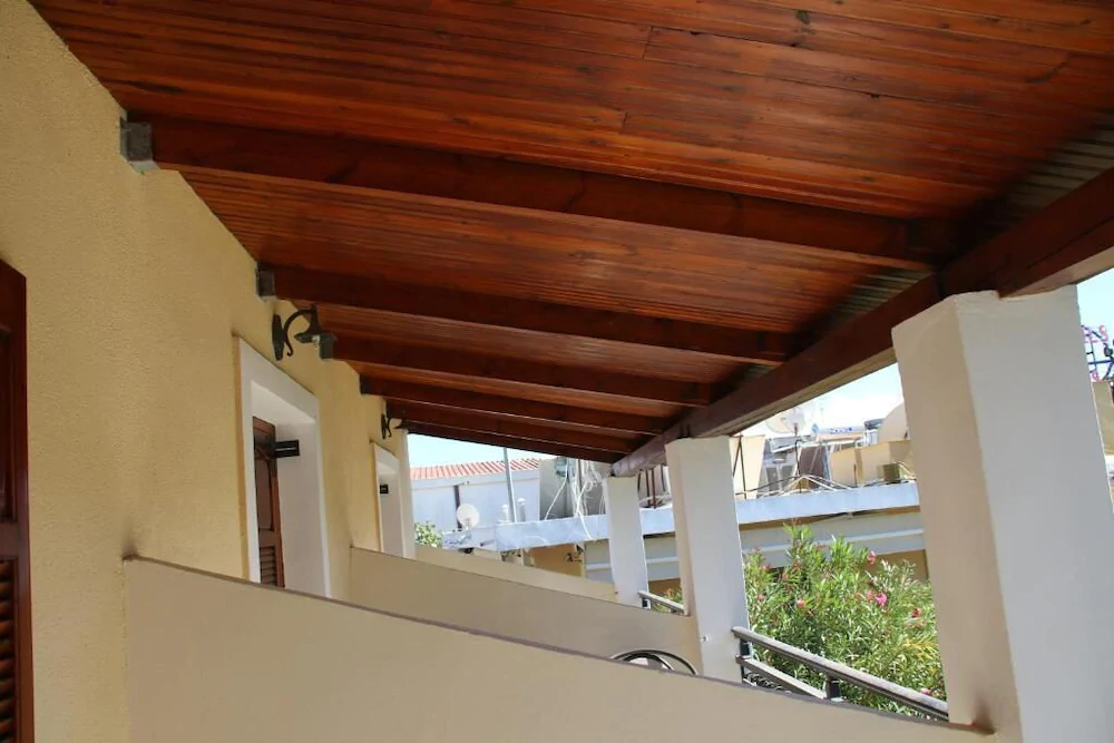 Medousa Apartments