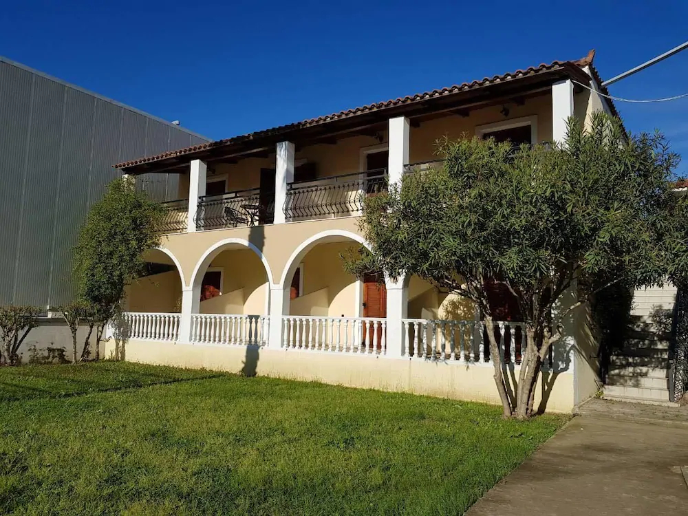 Medousa Apartments