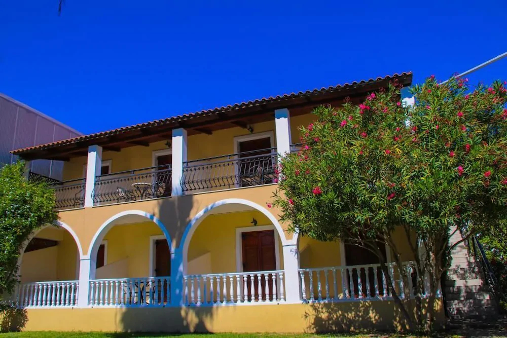 Medousa Apartments