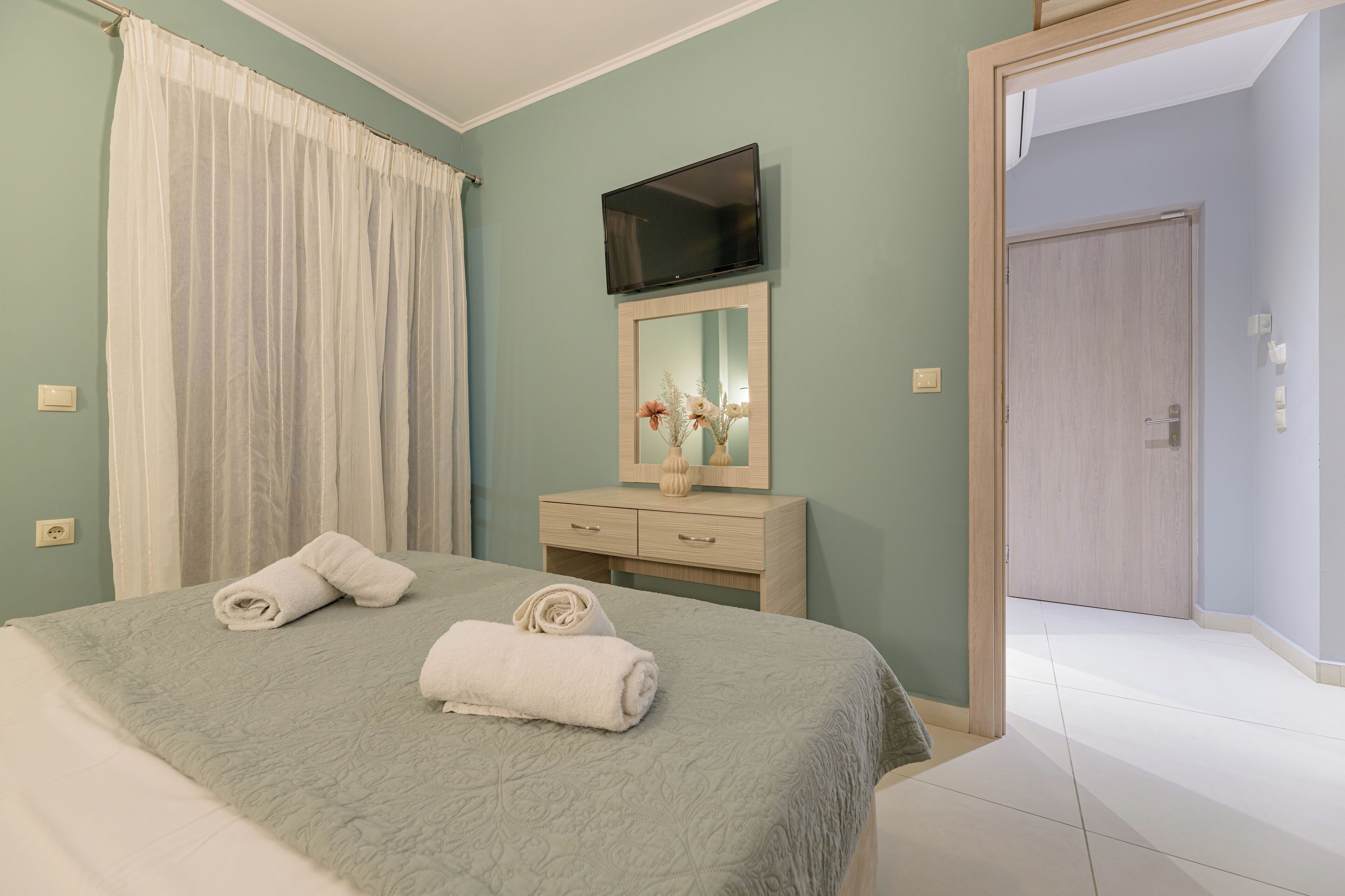 Pearl Luxury Living