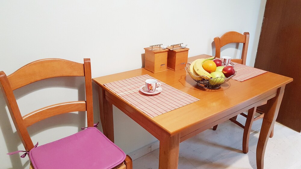 Reggina's Zante House