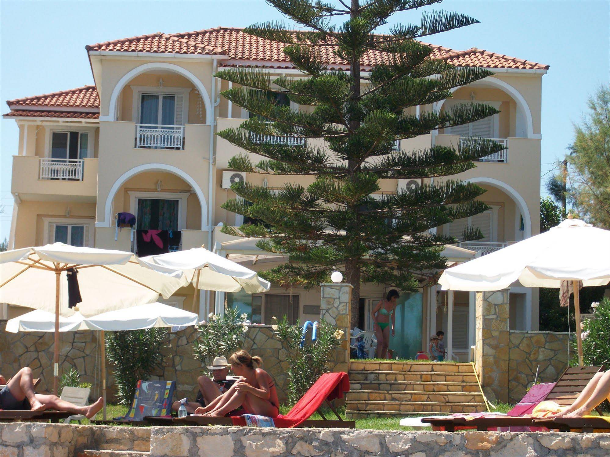 Stefania Apartments