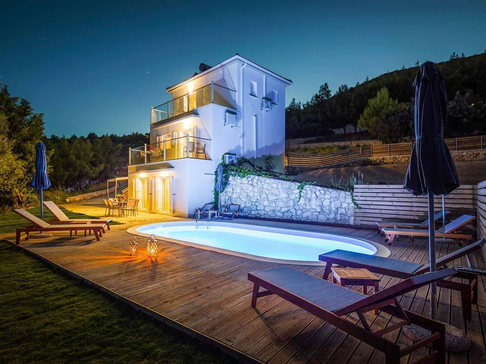 Villa Celaeno