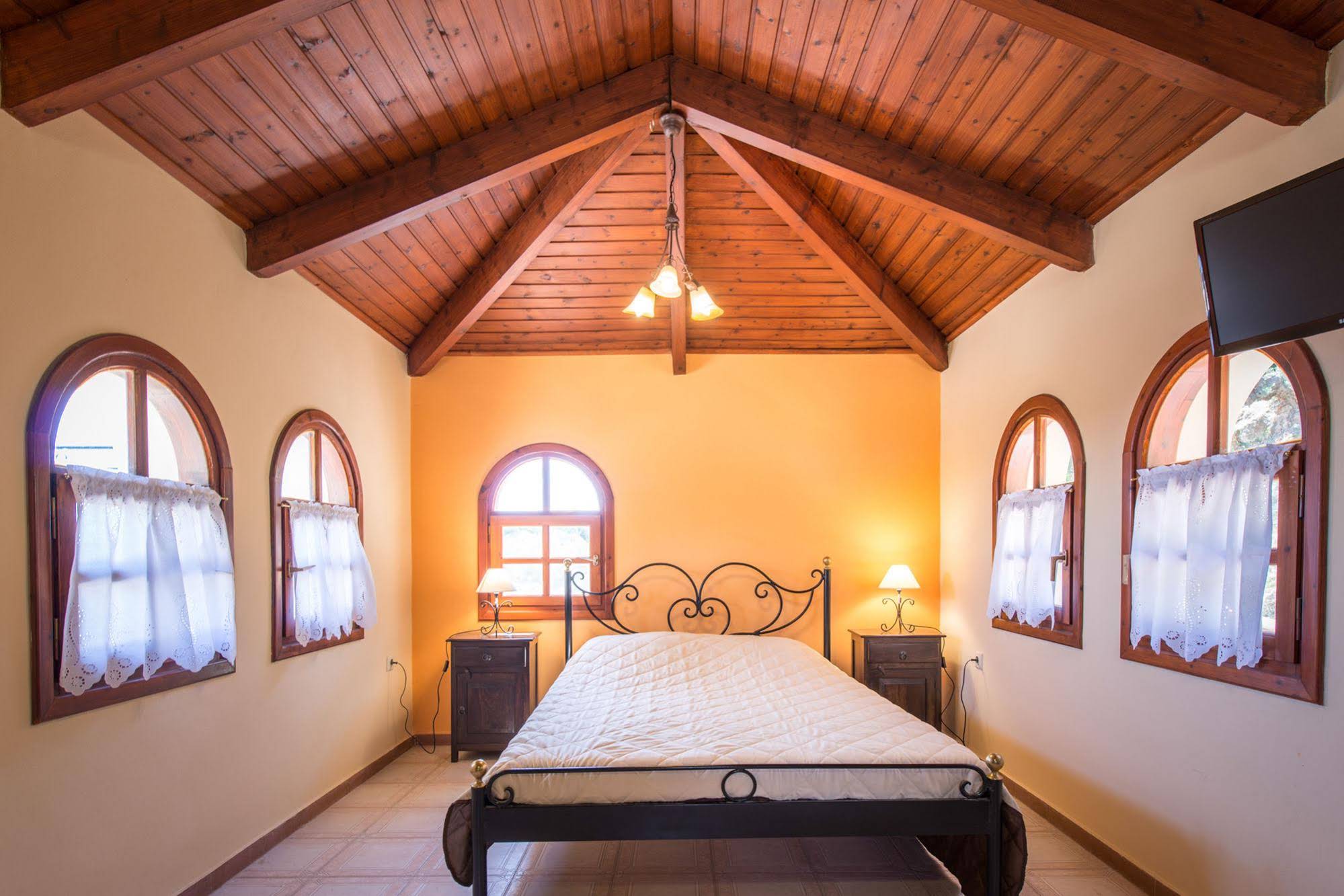 Villa Eora