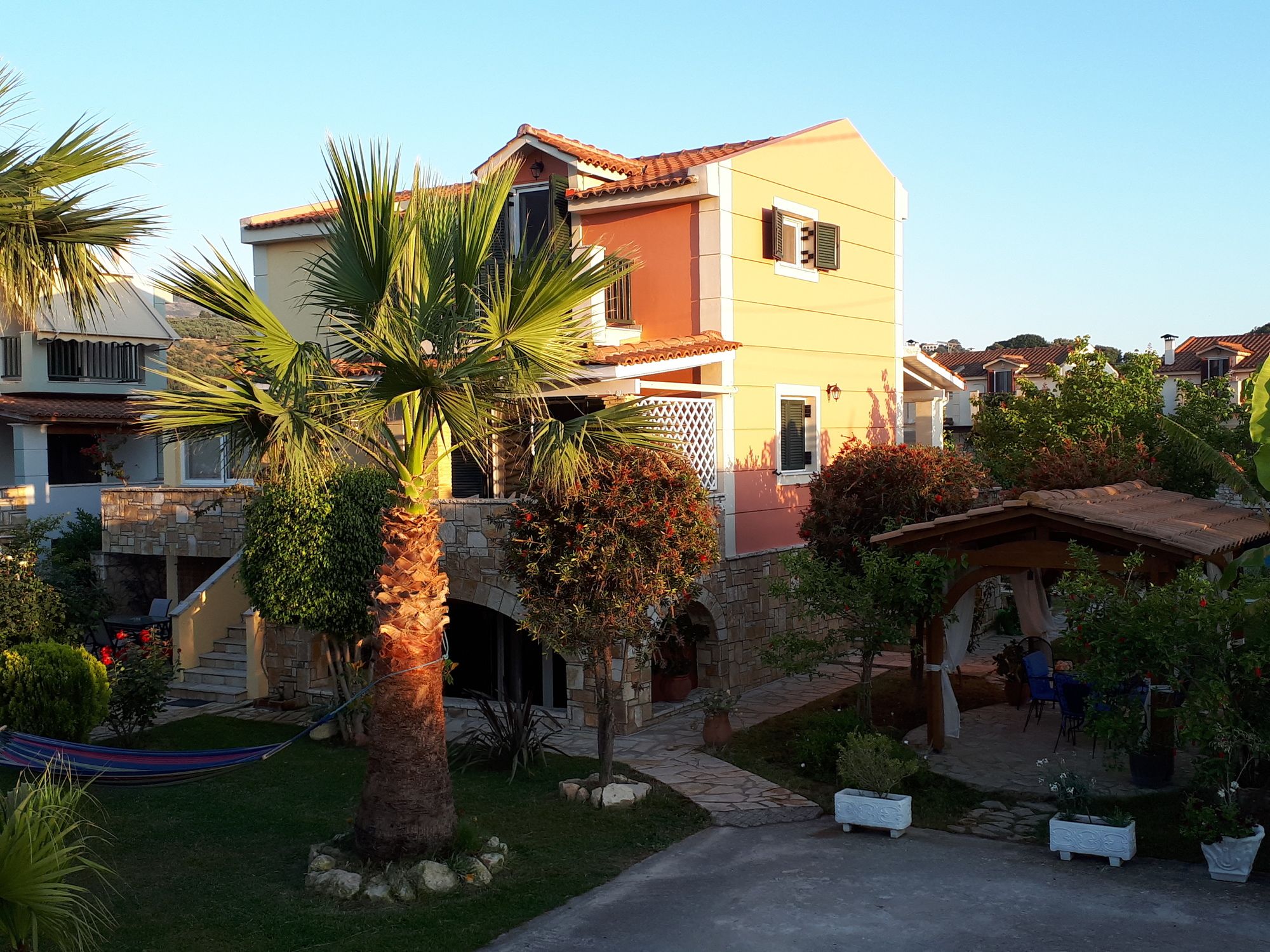 Villa Garden Star