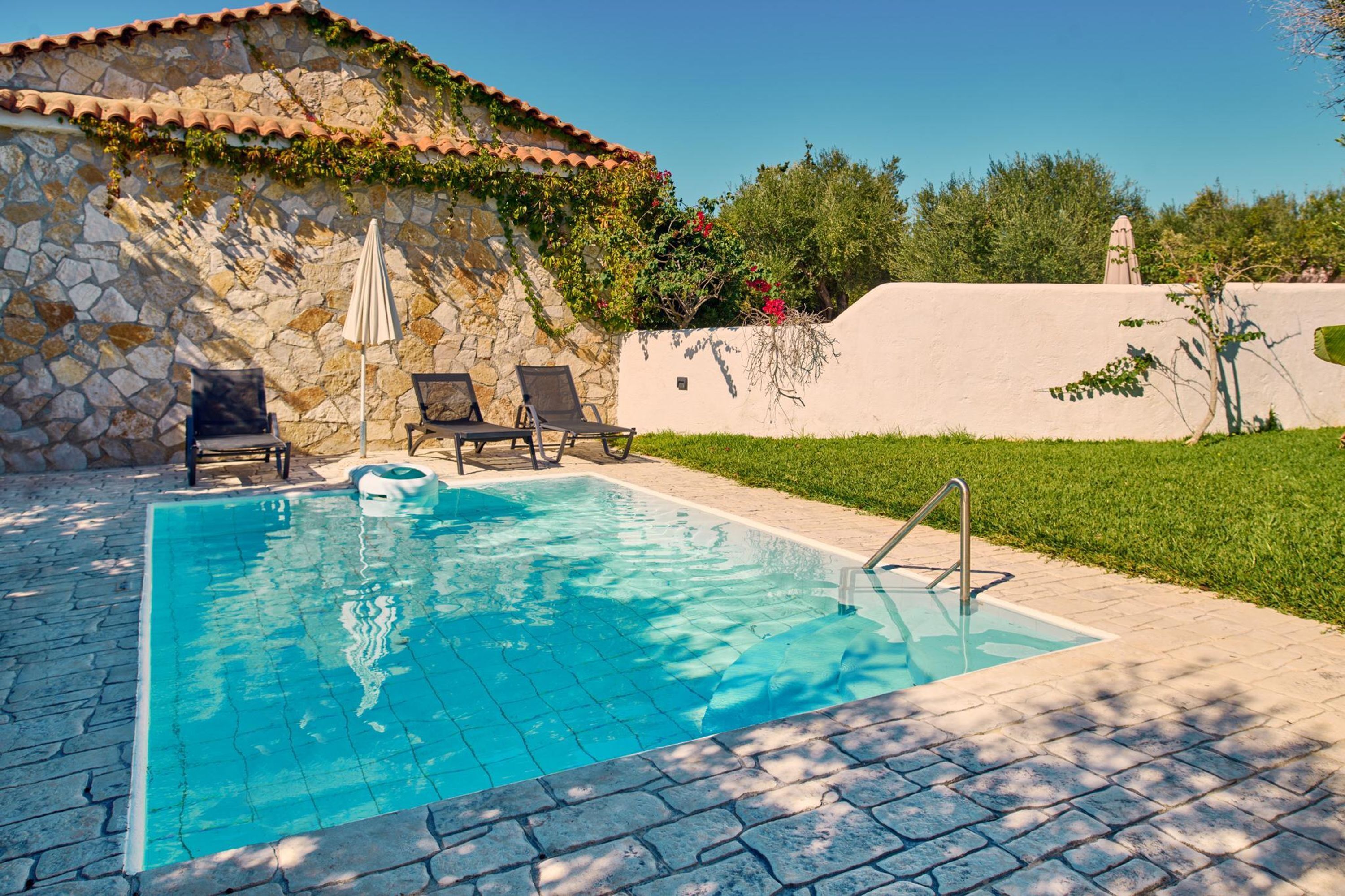 Villa Hera Periyali