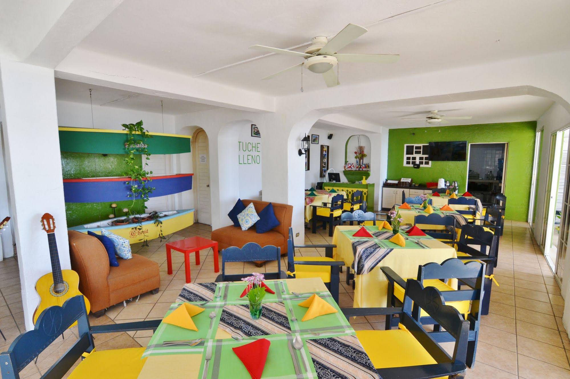 Hotel Petén Express