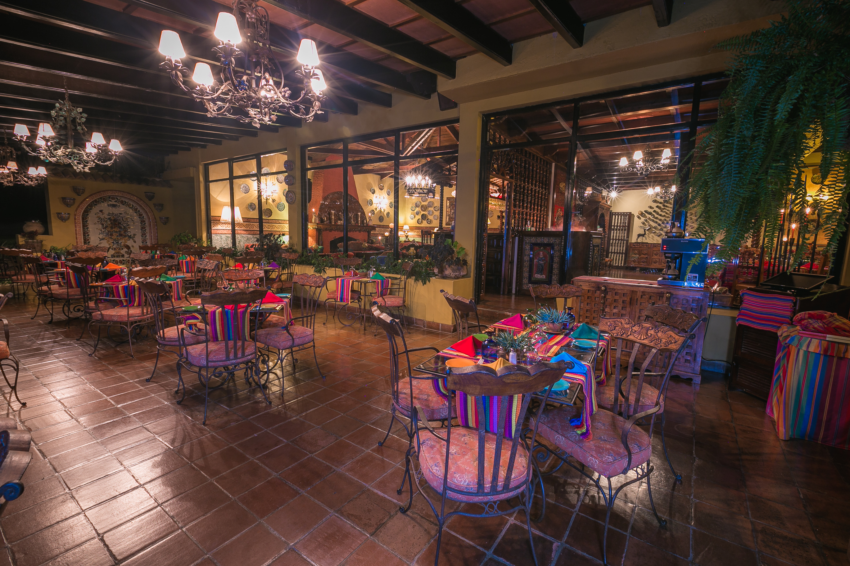 Hotel Atitlán Hotel & Jardines