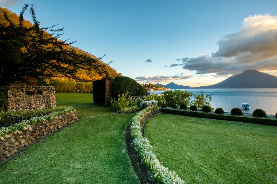 Hotel Atitlán Hotel & Jardines