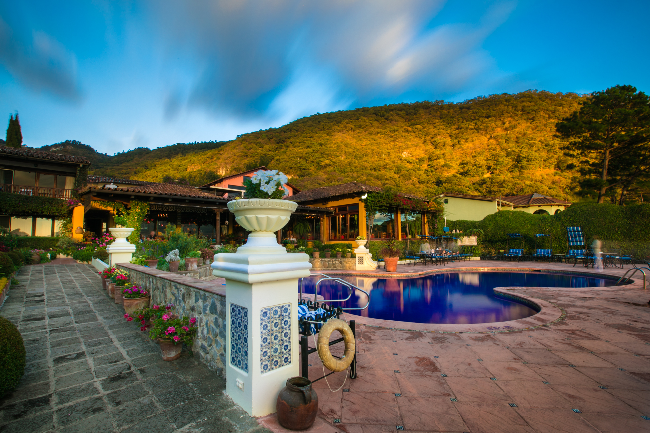 Hotel Atitlán Hotel & Jardines