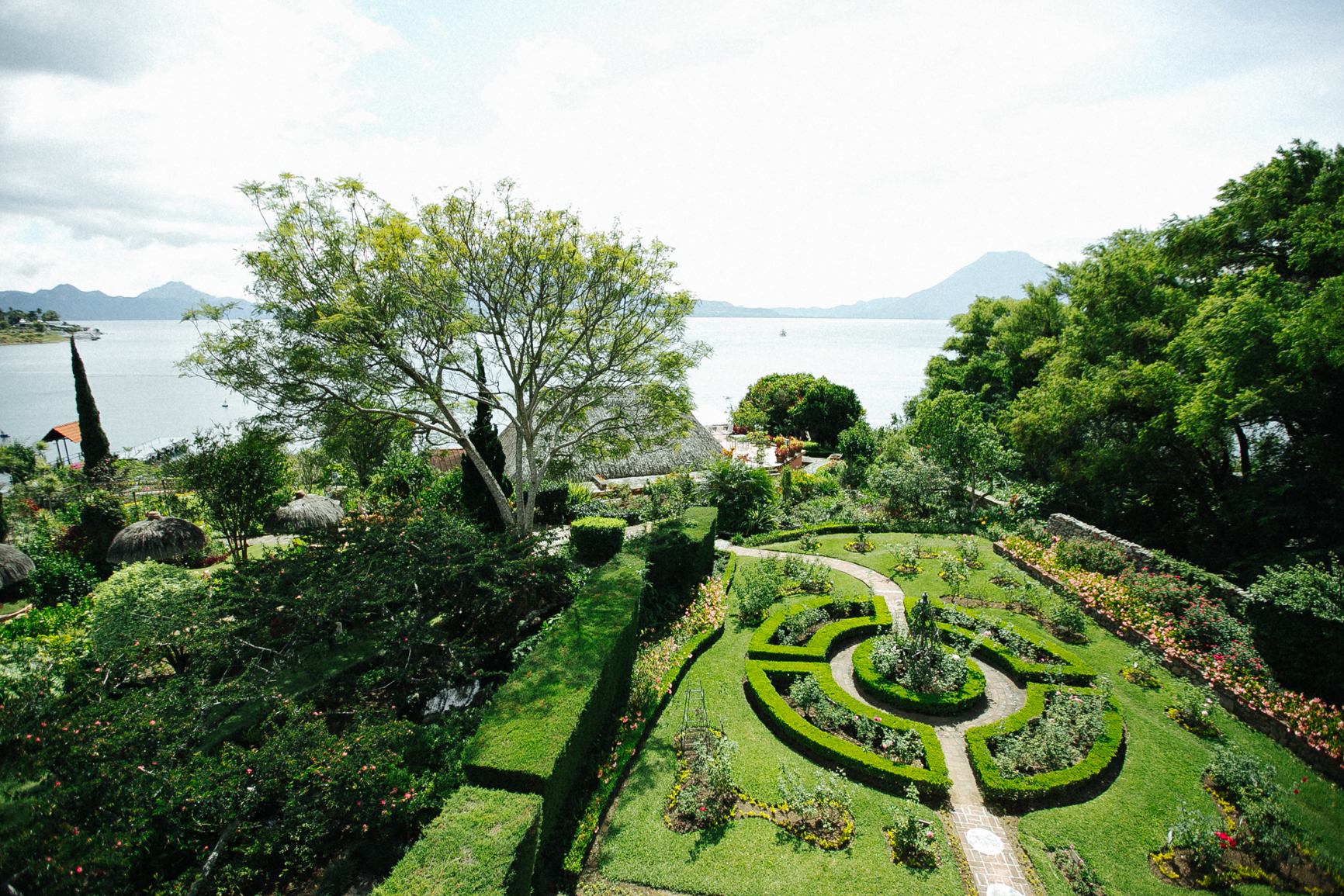 Hotel Atitlán Hotel & Jardines