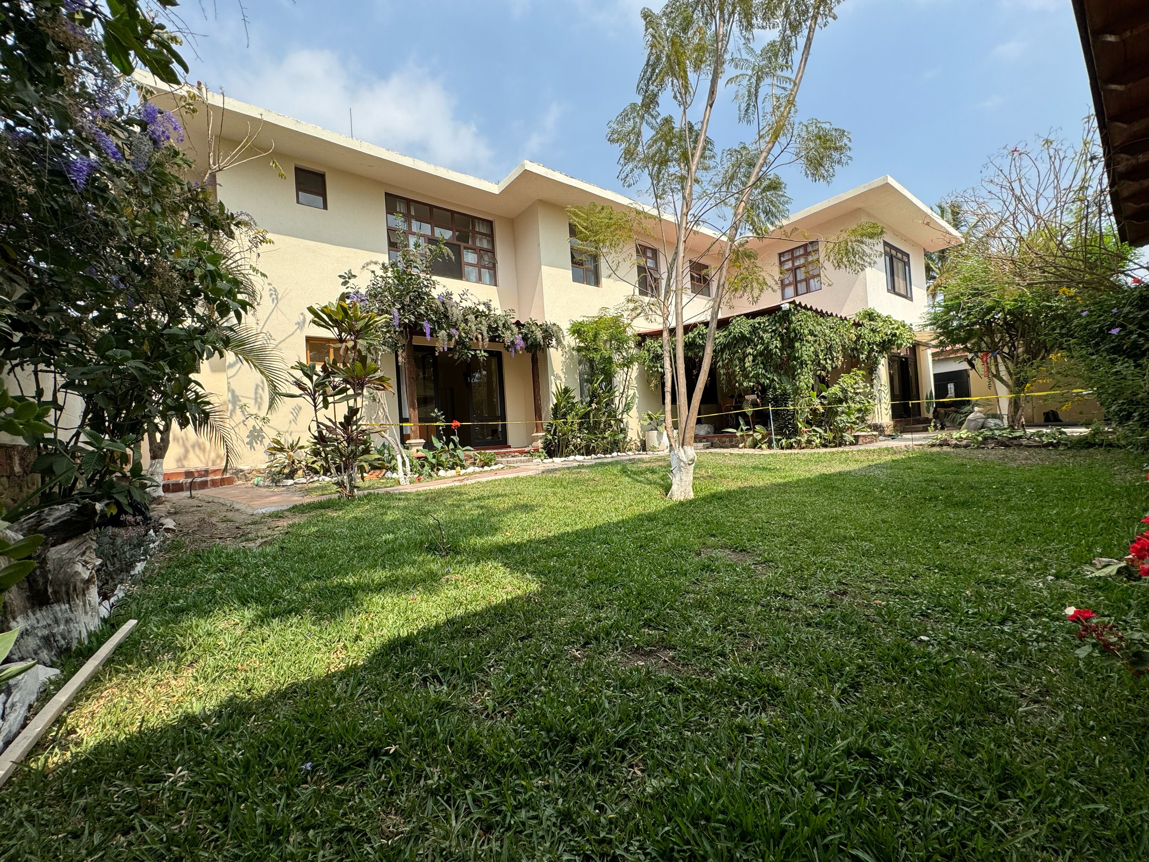 Hotel Panajachel Oasis