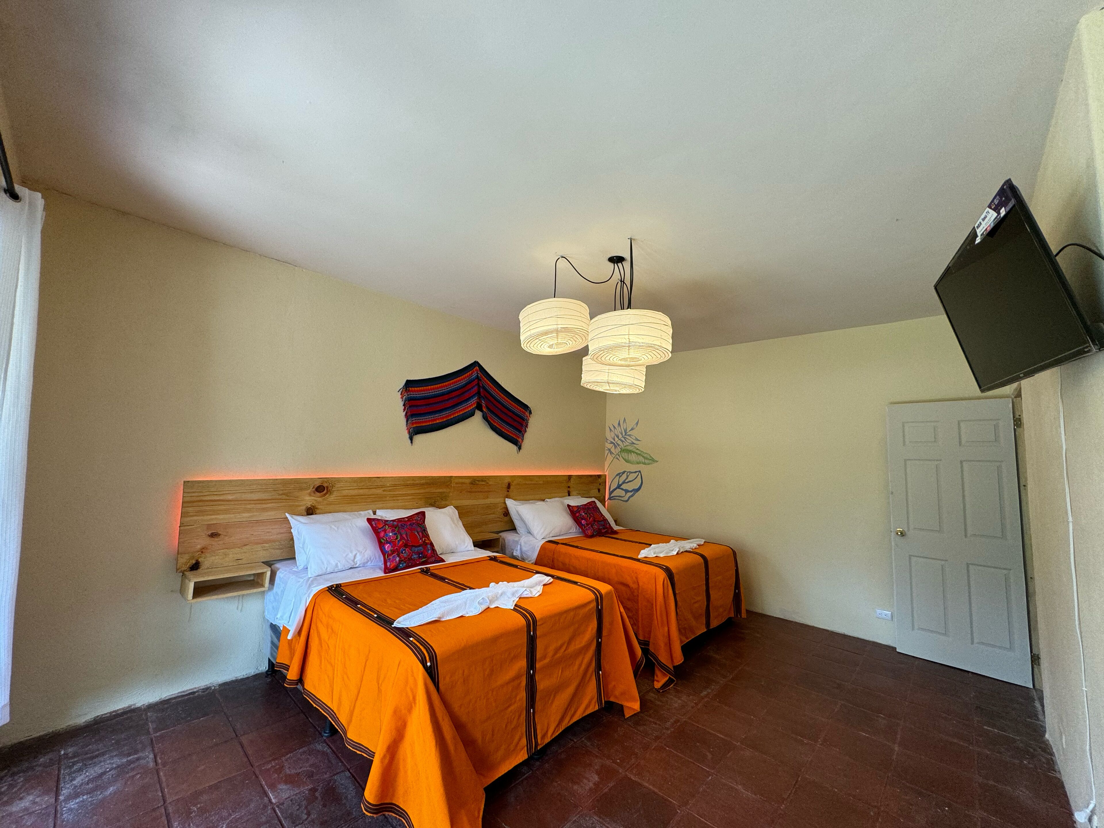 Hotel Panajachel Oasis