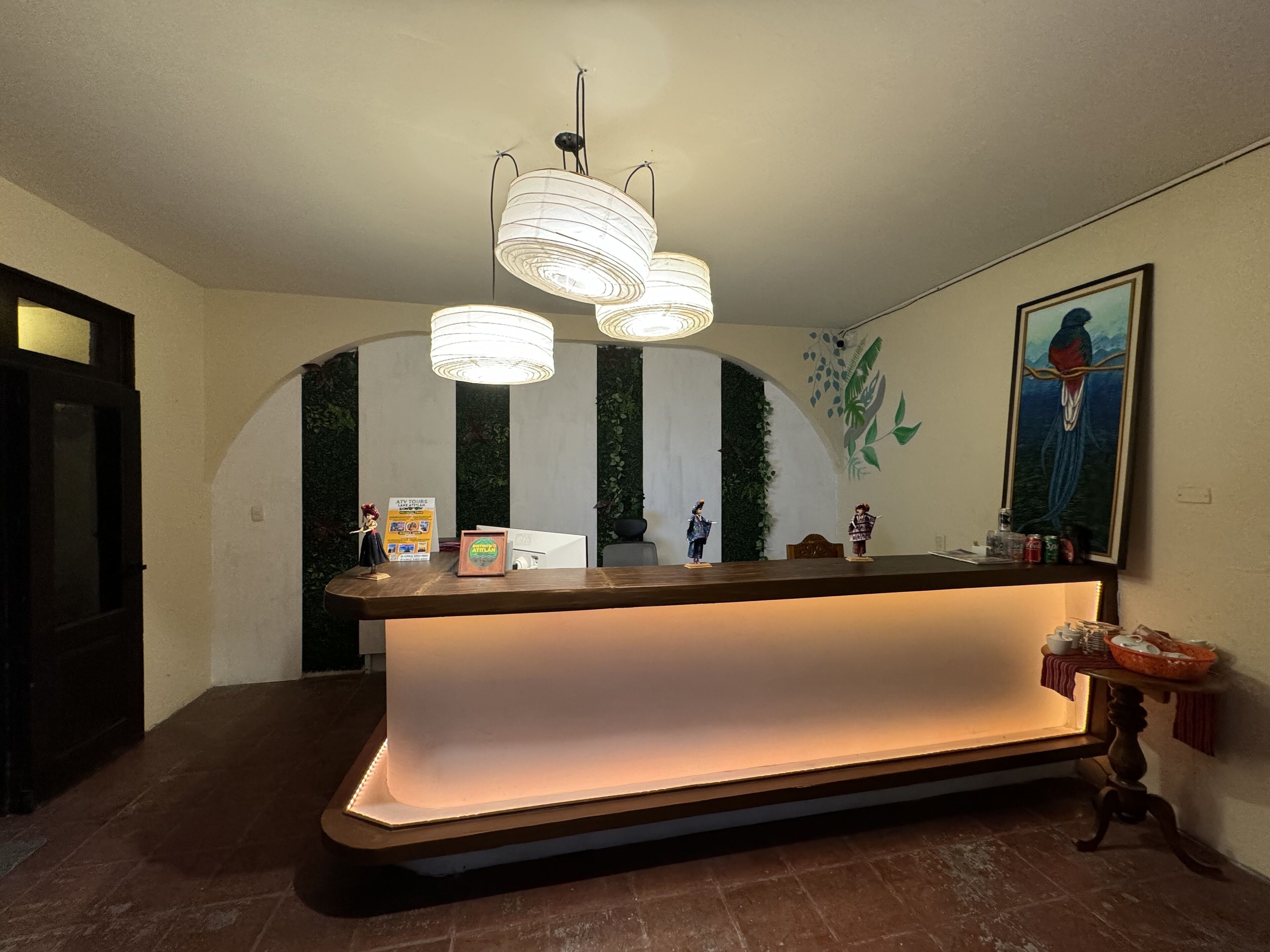 Hotel Panajachel Oasis