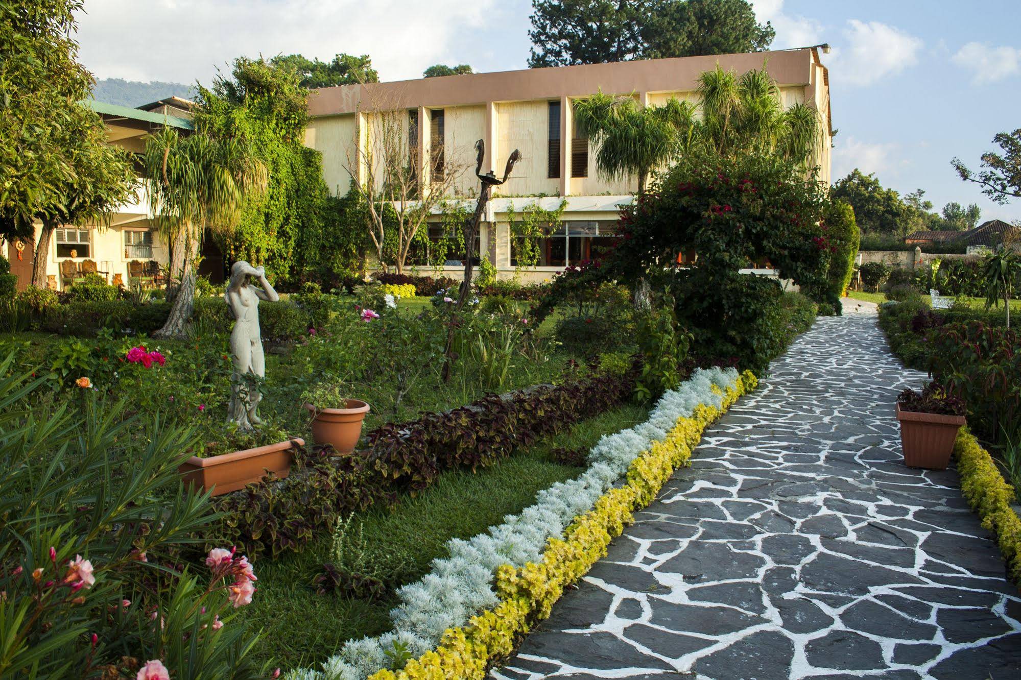 Hotel Y Centro De Convenciones Jardines Del Lago