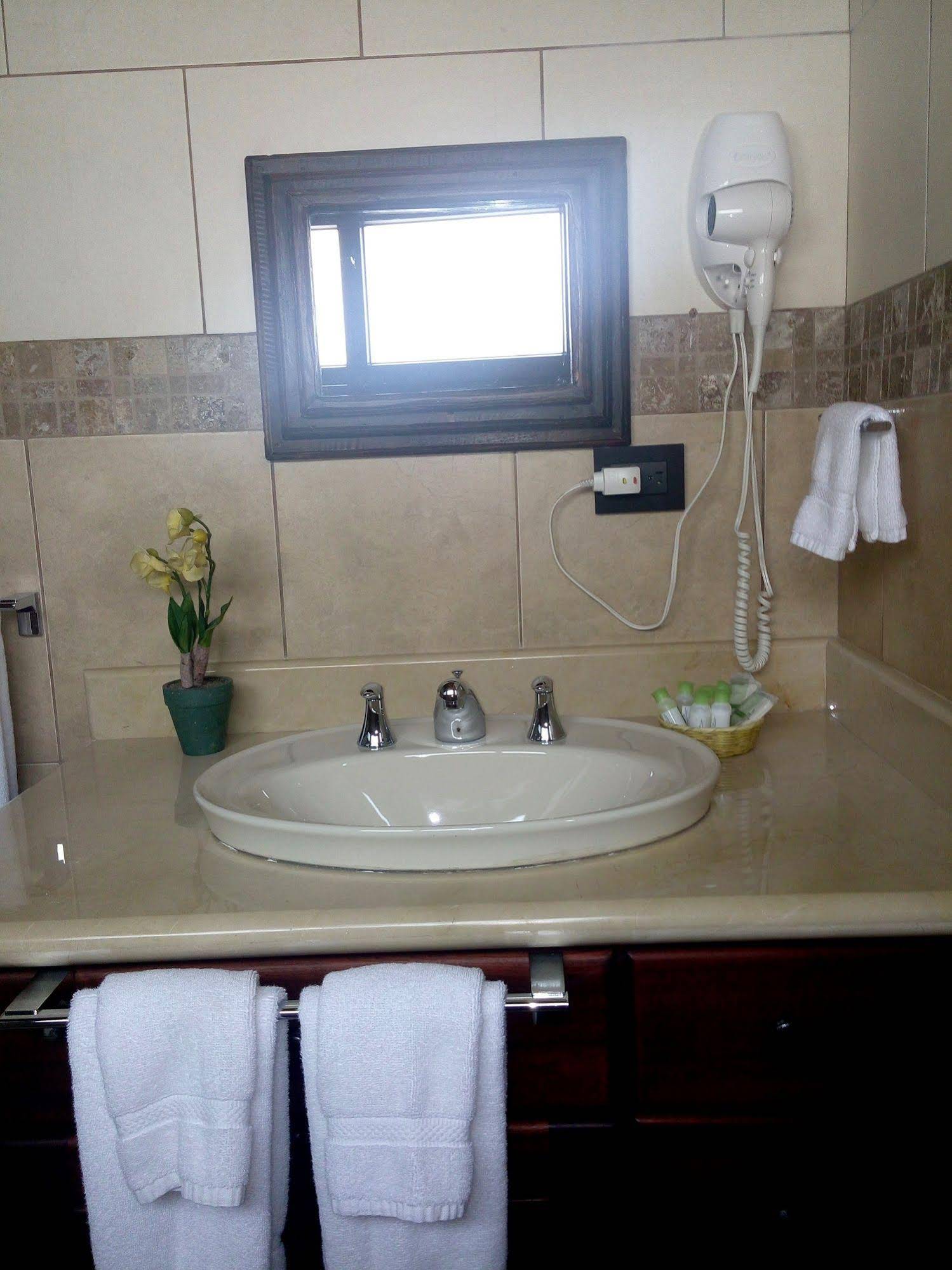 Hotel Casa Imperial Coban