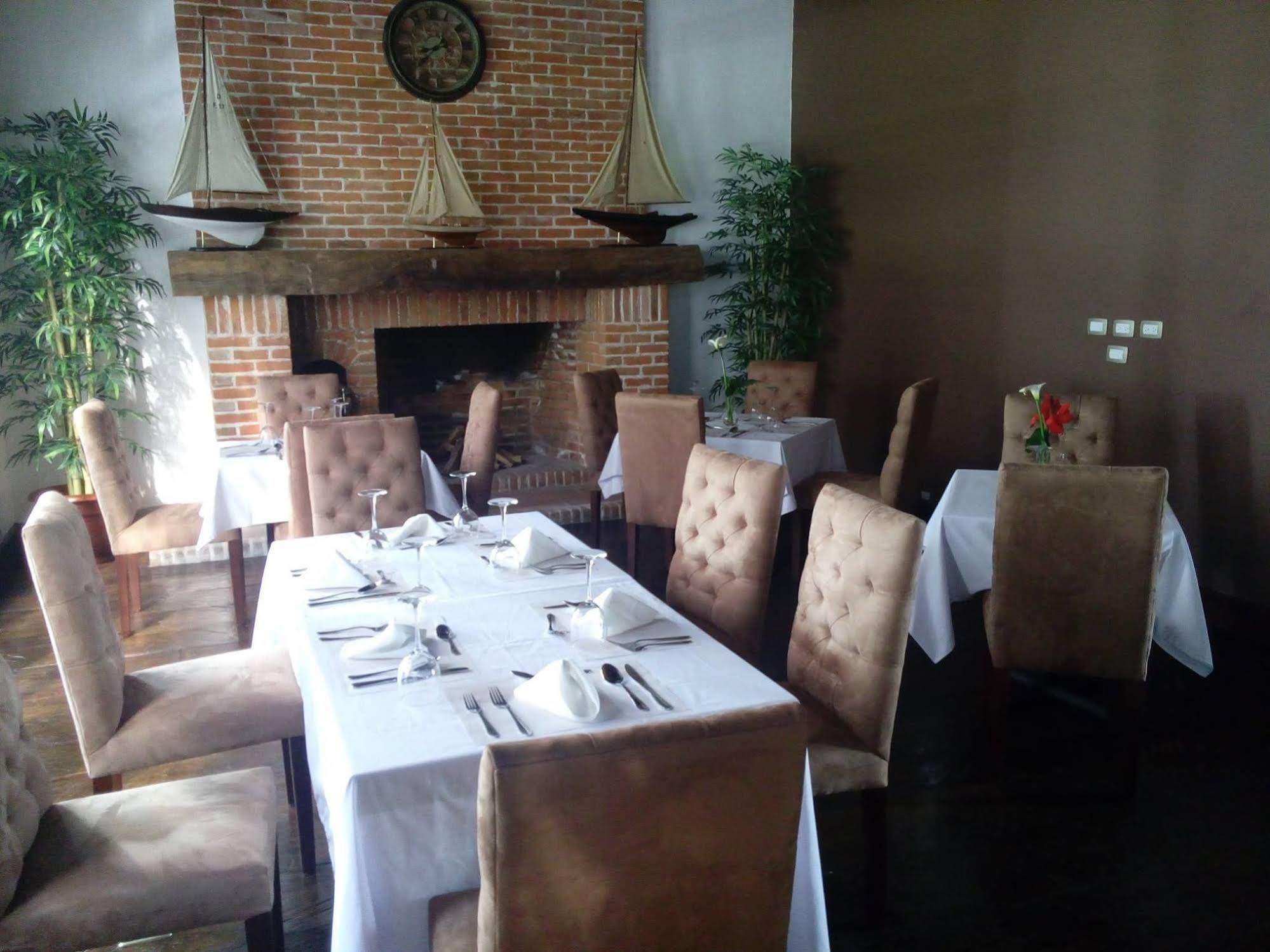 Hotel Casa Imperial Coban