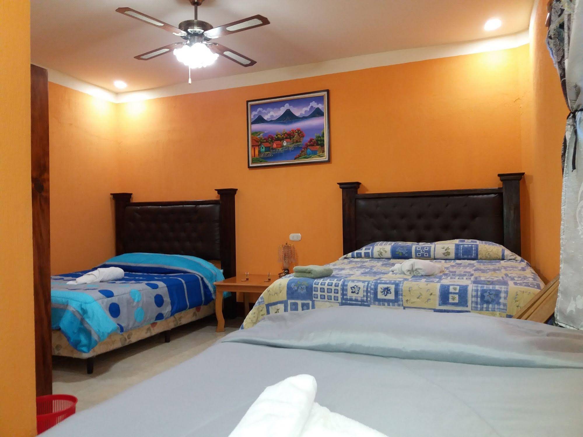 Hospedaje El Viajero Panajachel