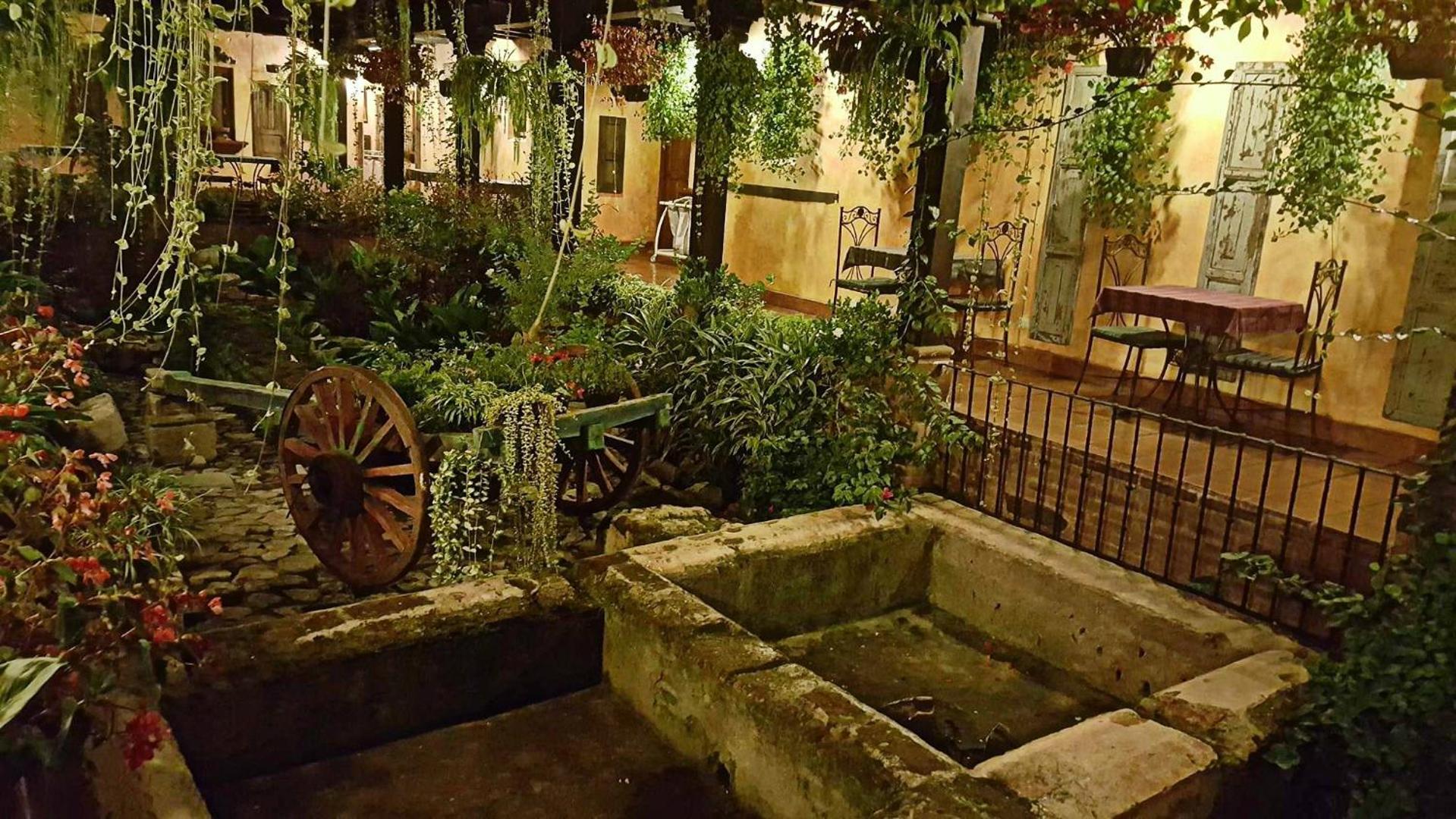 Hotel Eterna Primavera