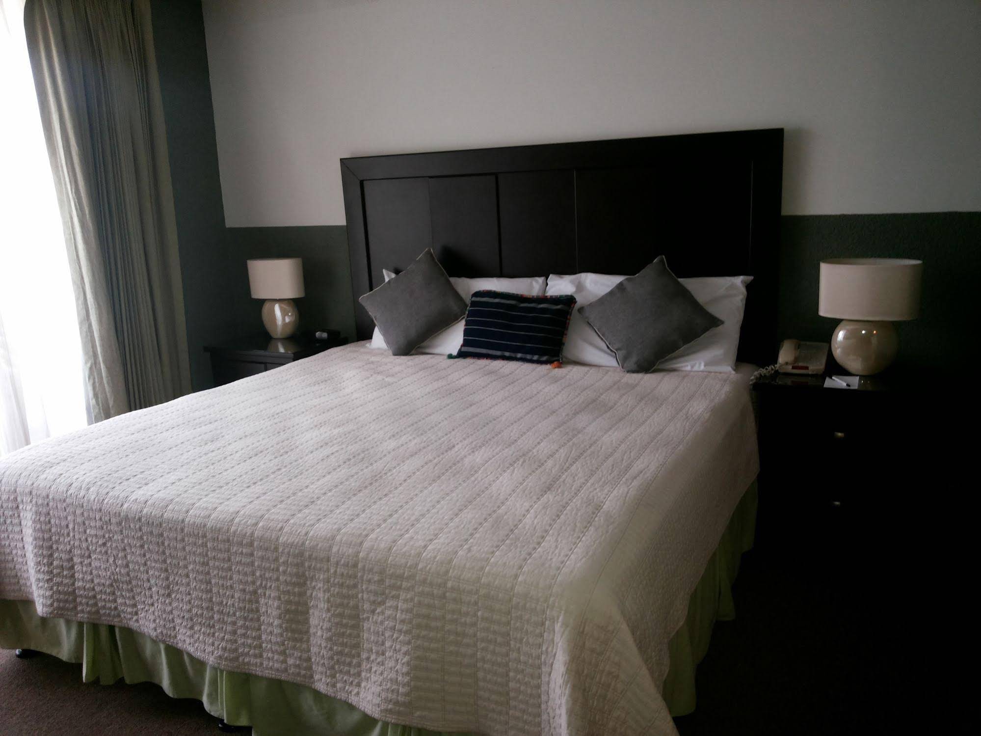 Apart-Hotel Suites Reforma