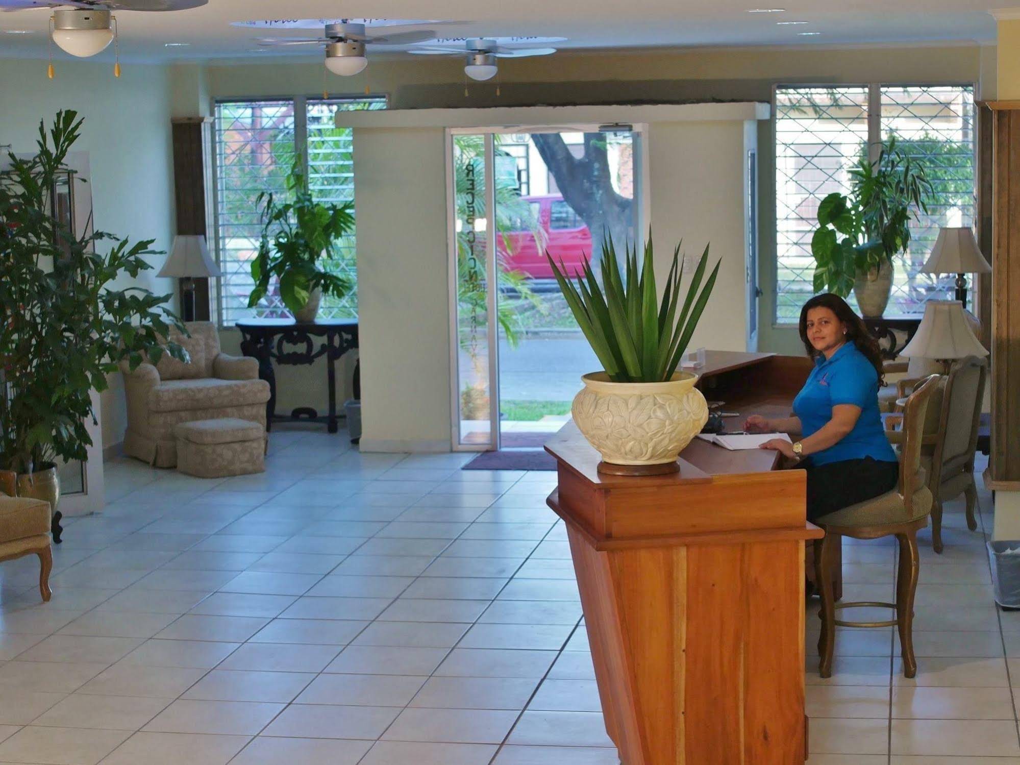 Hotel Carnaval