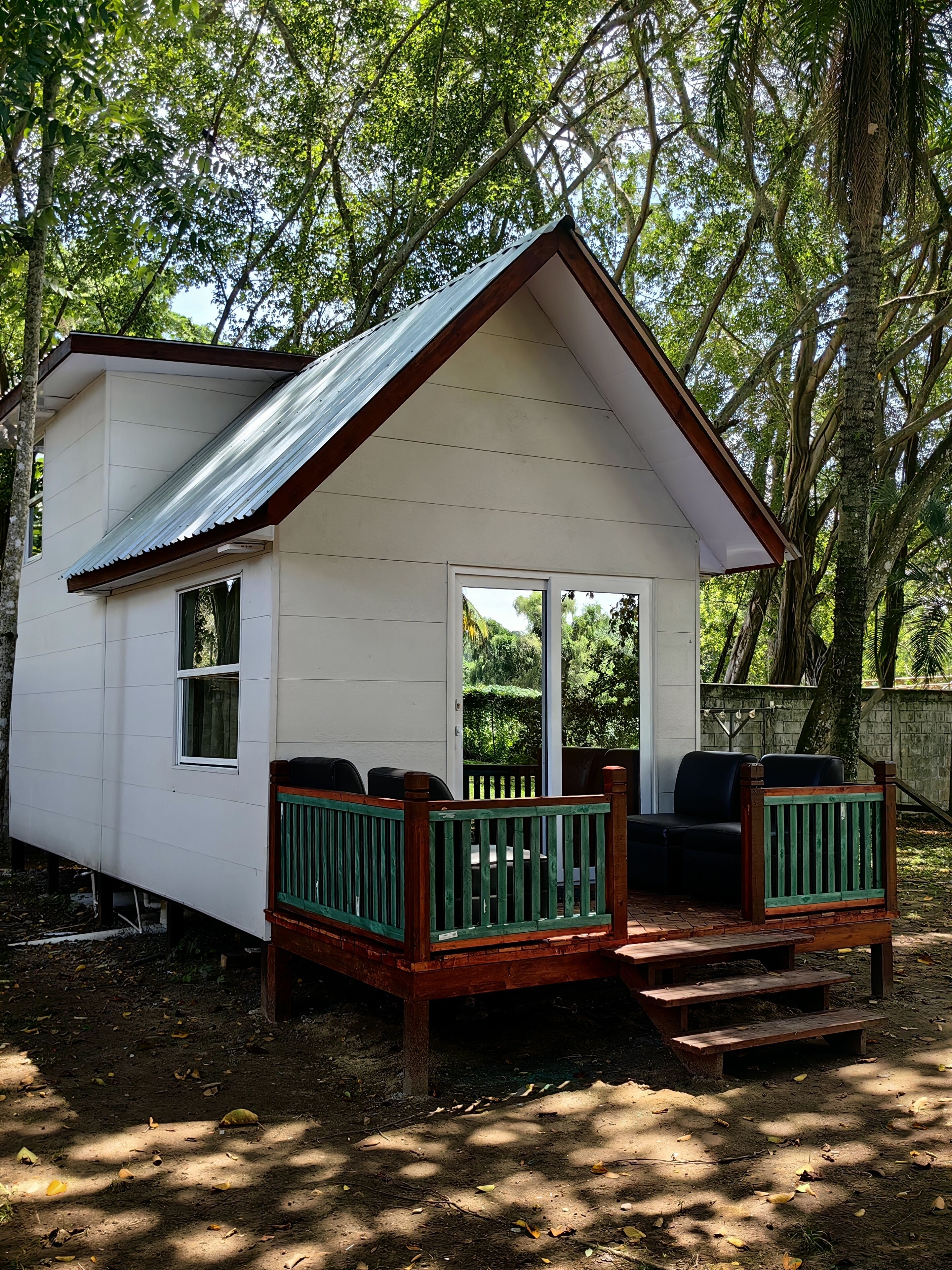 Hotel Cabanas River Park