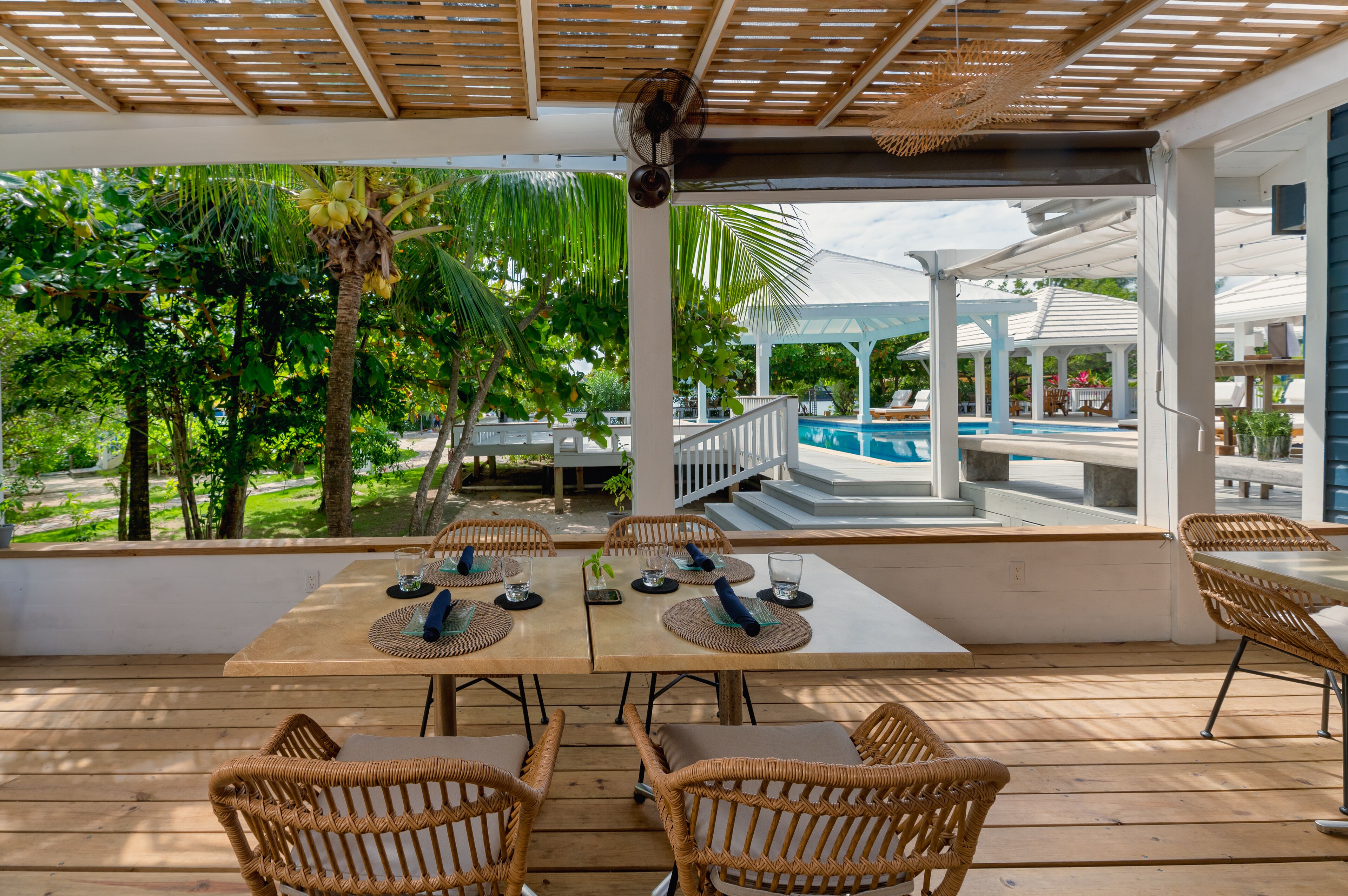 Barefoot Cay Boutique Resort & Marina