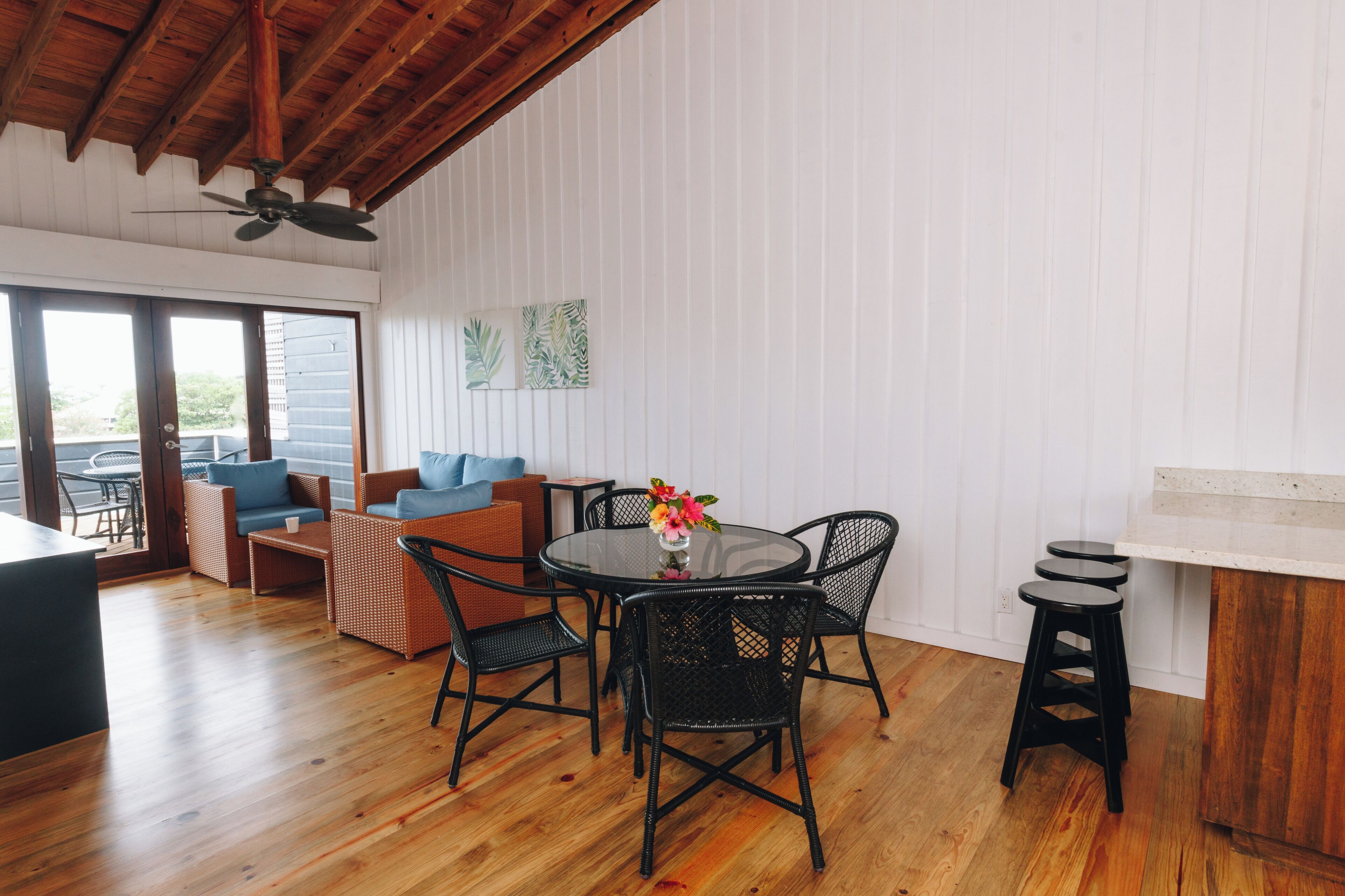 Barefoot Cay Boutique Resort & Marina