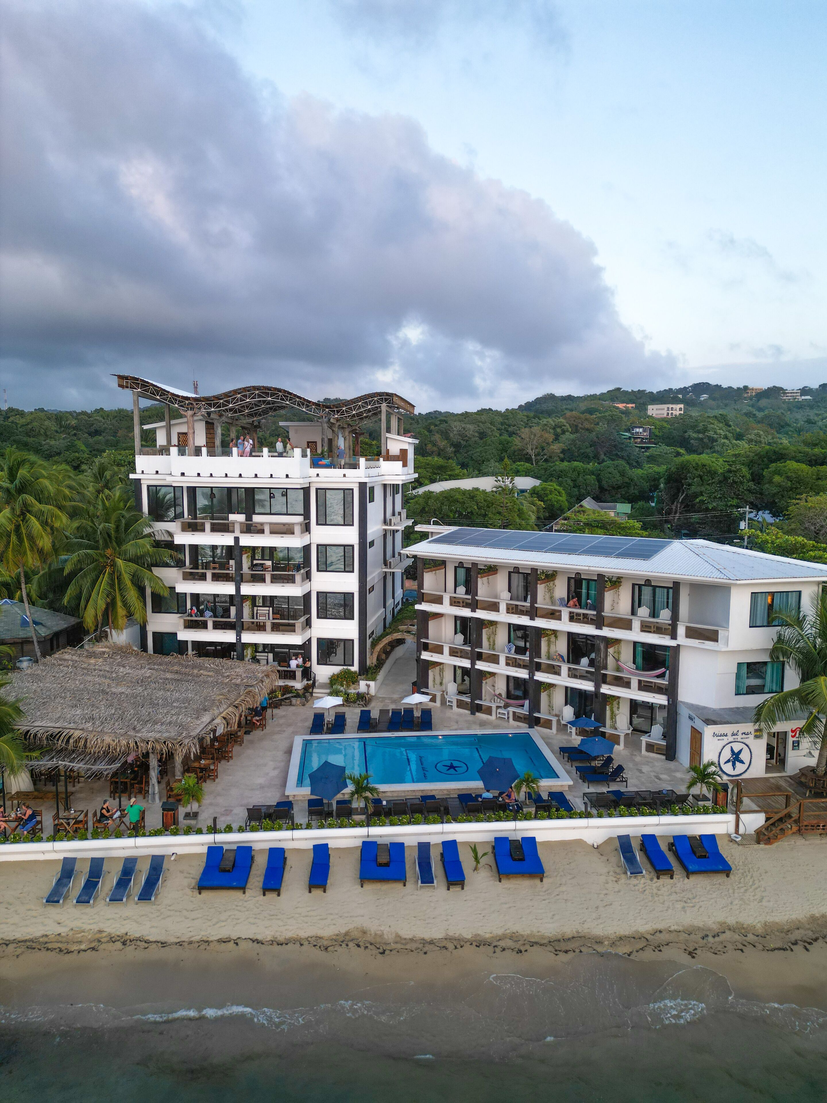 Brisas del Mar Beach Dive Resort