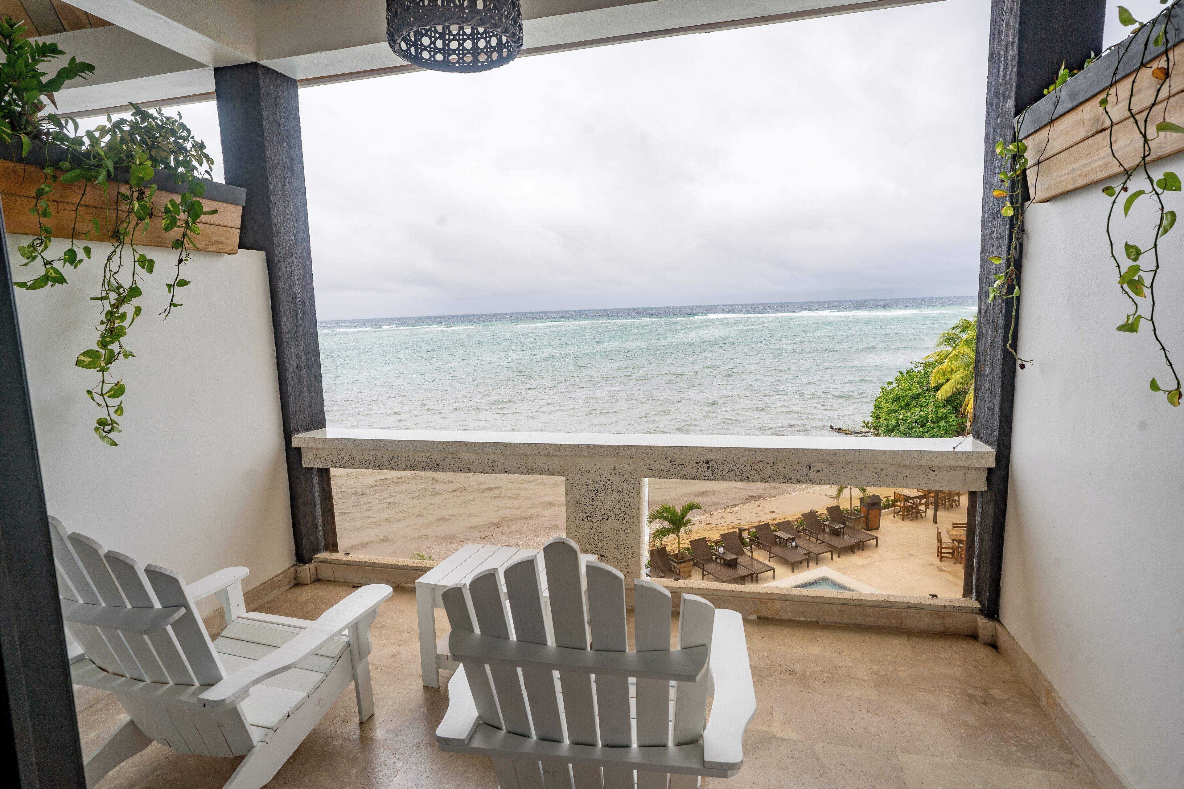 Brisas del Mar Beach Dive Resort